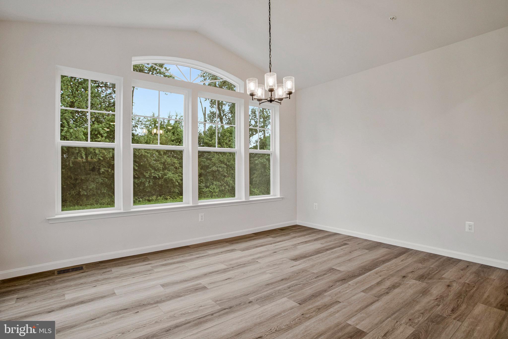 ROBERTS CROSSING - Residential