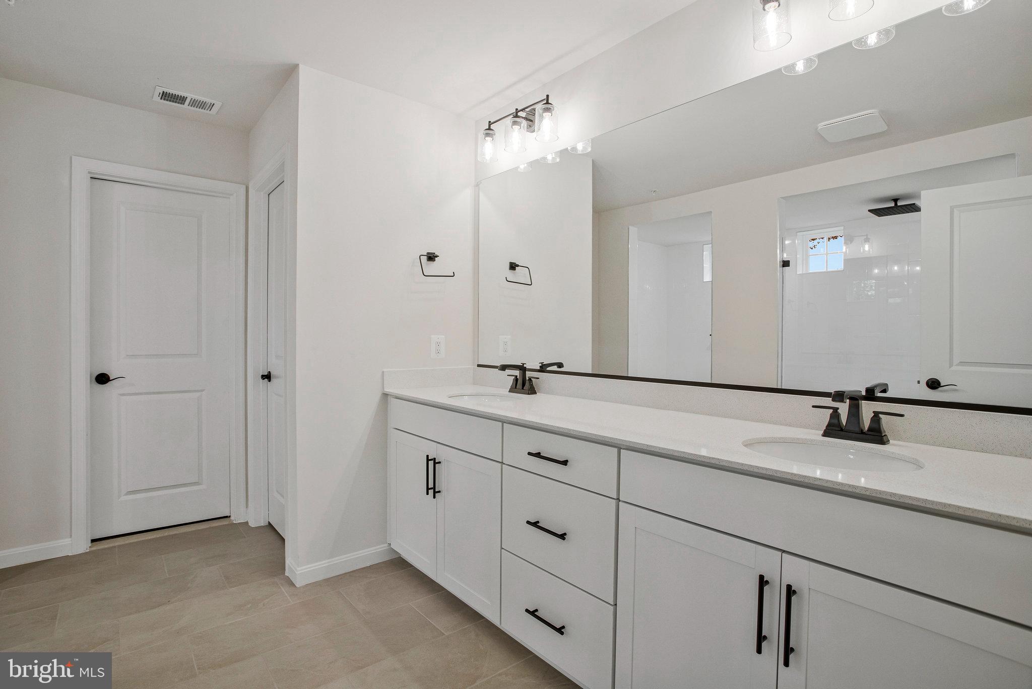 ROBERTS CROSSING - Residential