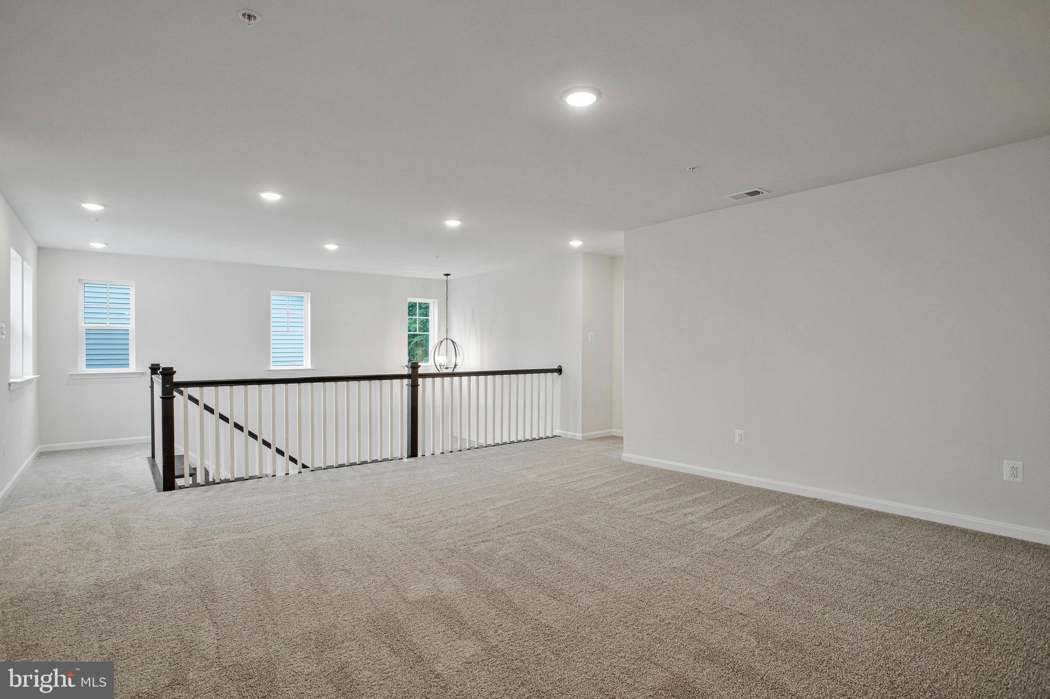 ROBERTS CROSSING - Residential