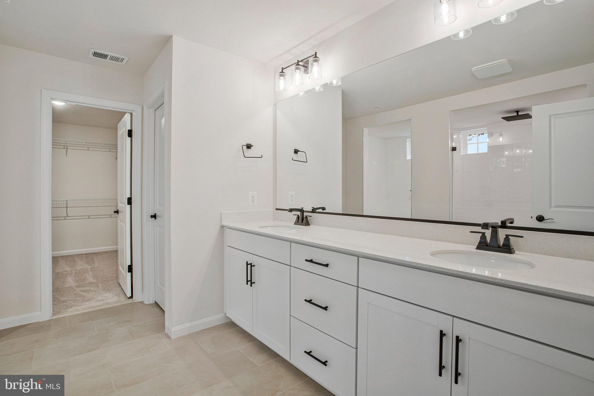 ROBERTS CROSSING - Residential