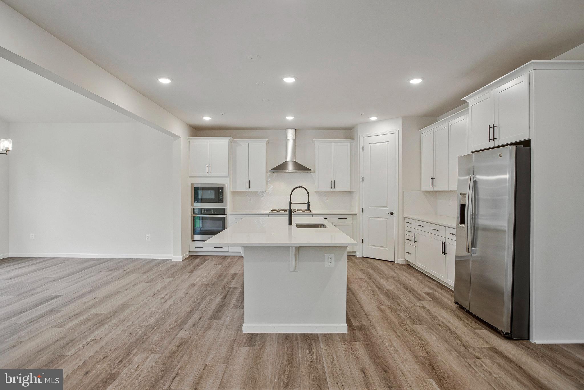 ROBERTS CROSSING - Residential