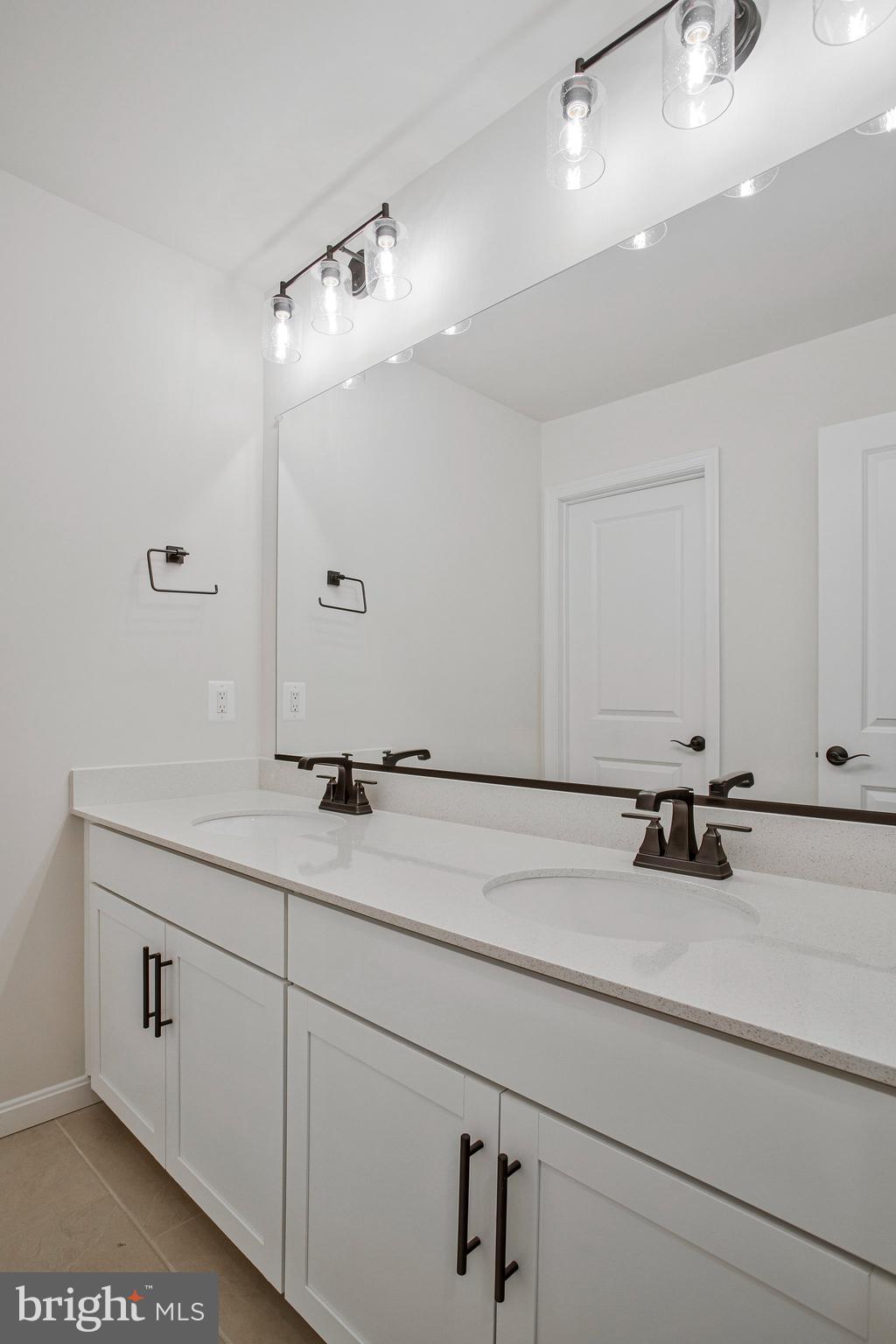 ROBERTS CROSSING - Residential