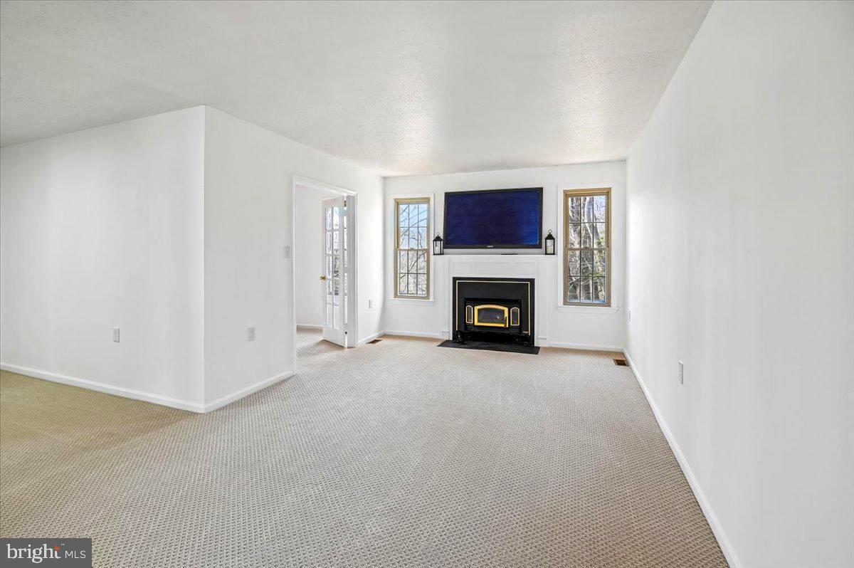 HERITAGE HARBOUR - Residential