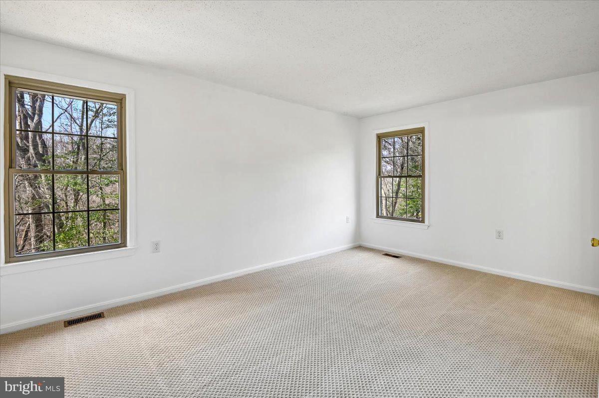 HERITAGE HARBOUR - Residential