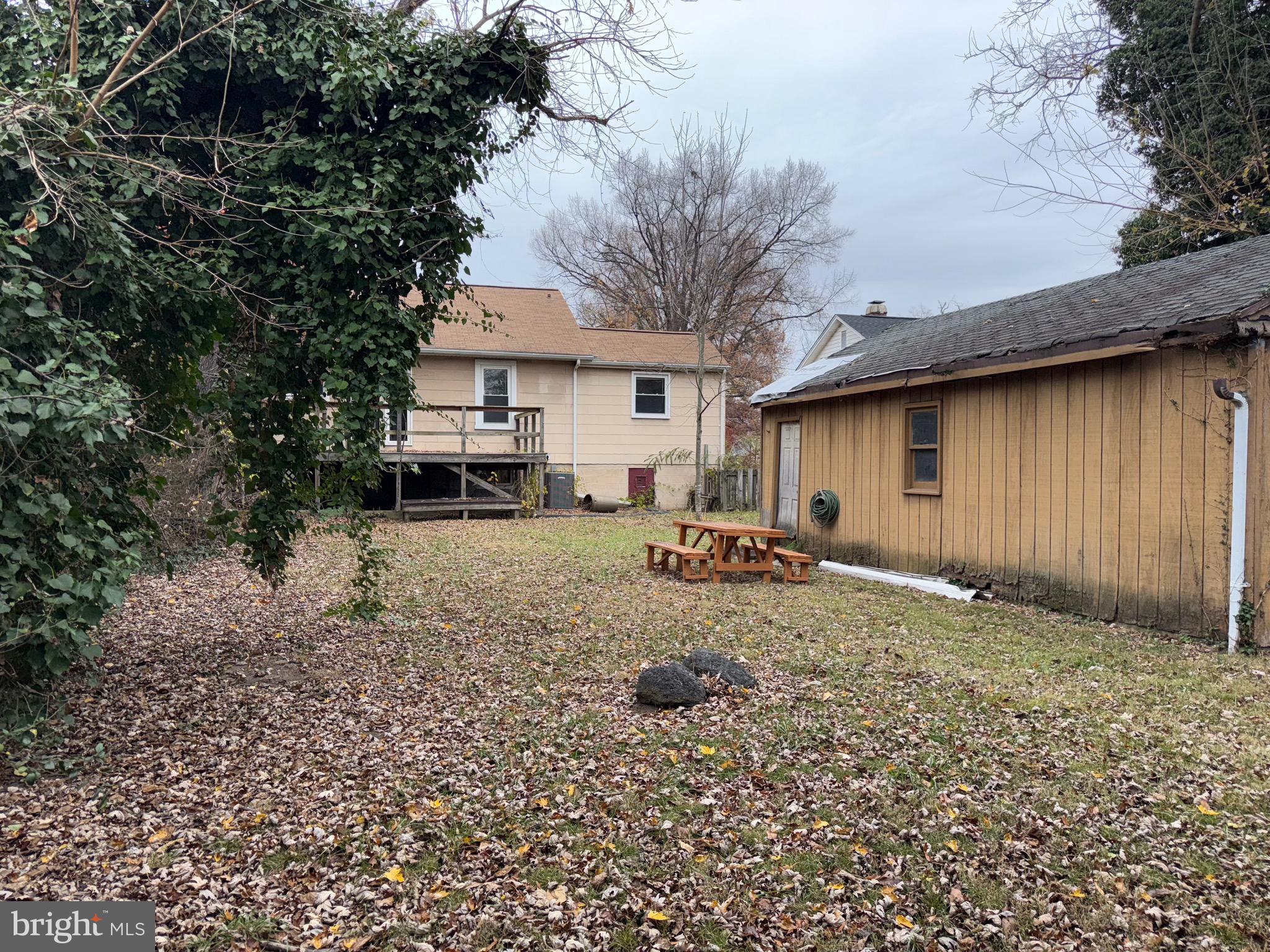 RIVERDALE PARK - Residential