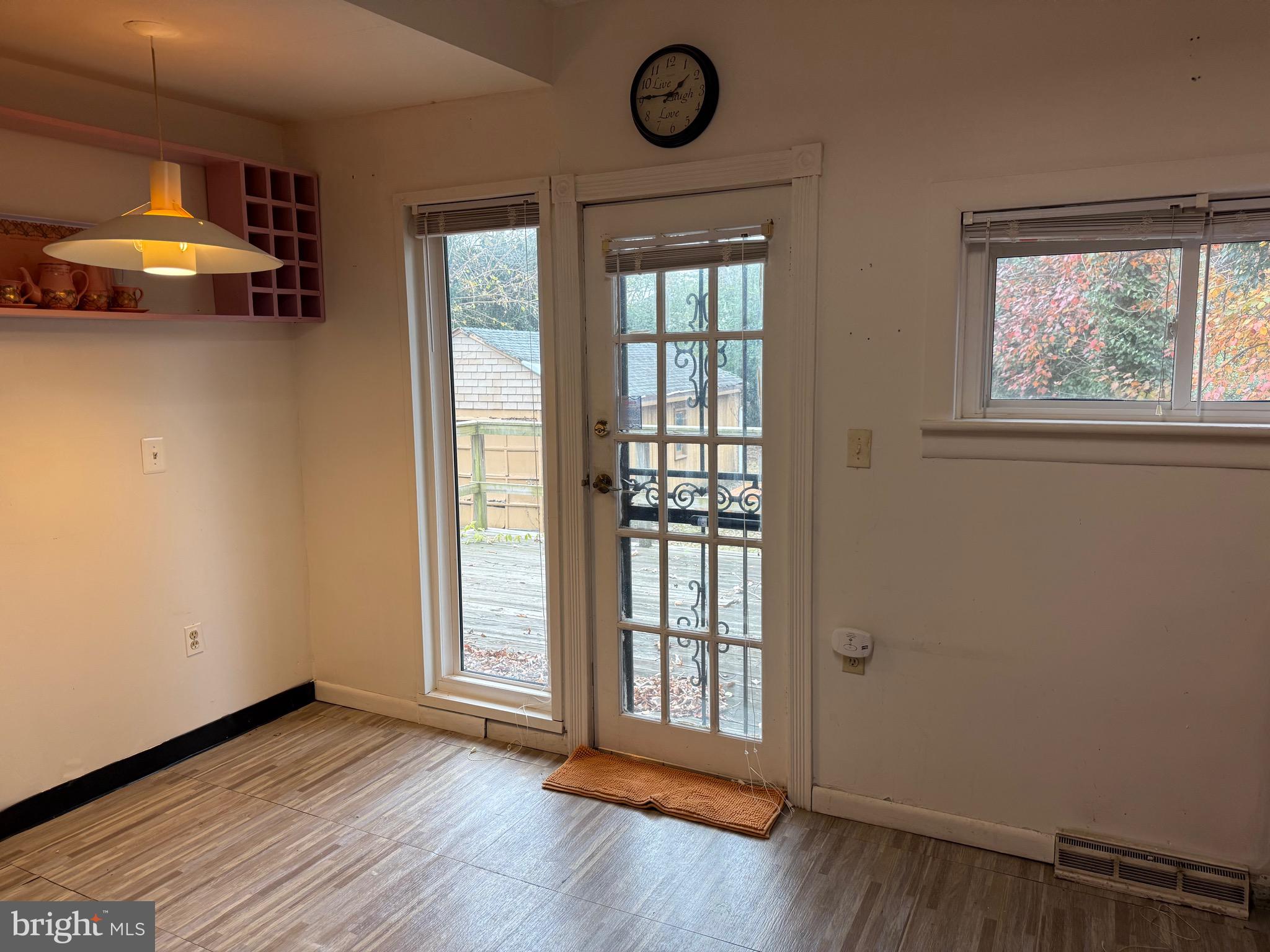 RIVERDALE PARK - Residential