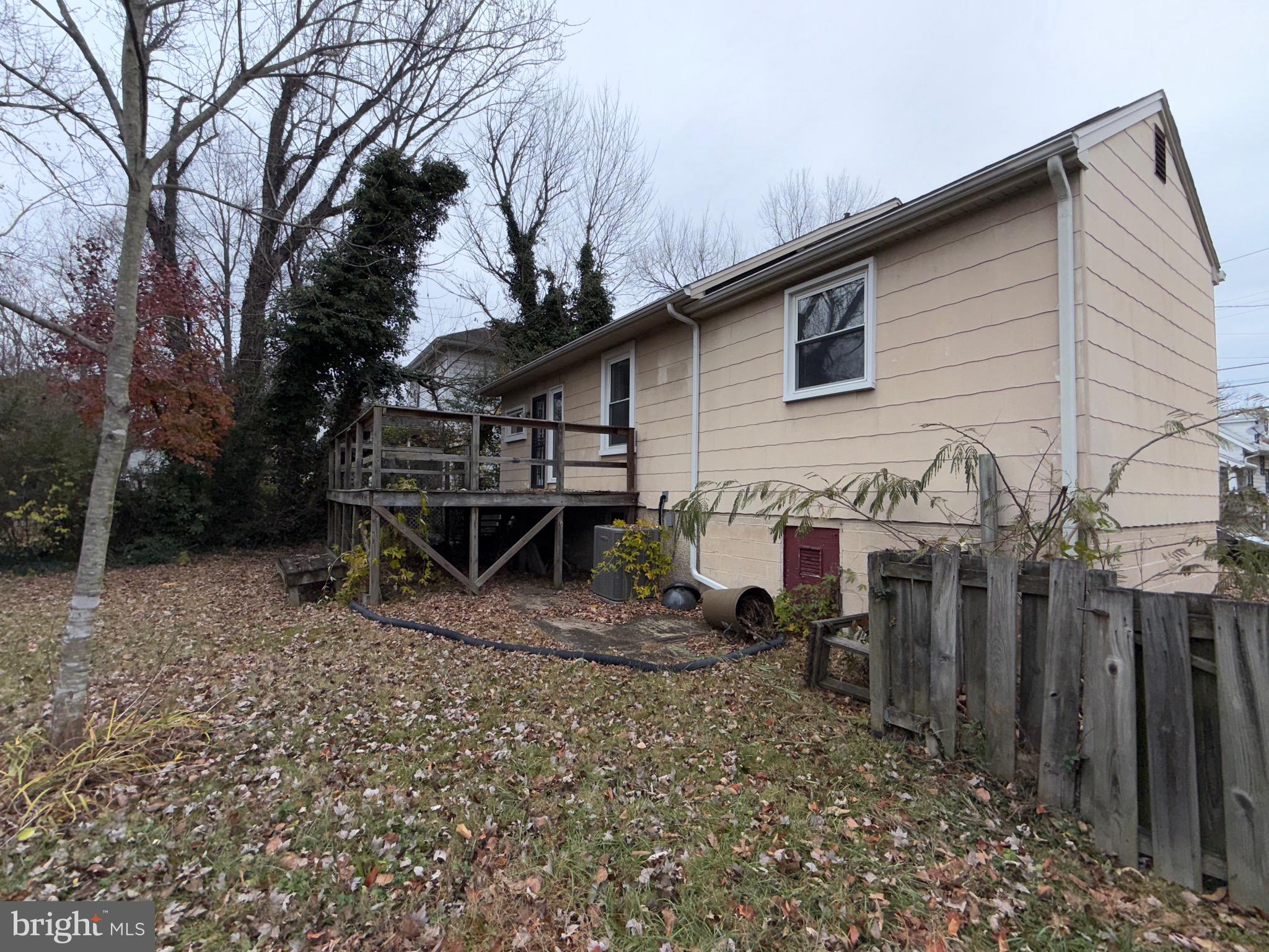 RIVERDALE PARK - Residential