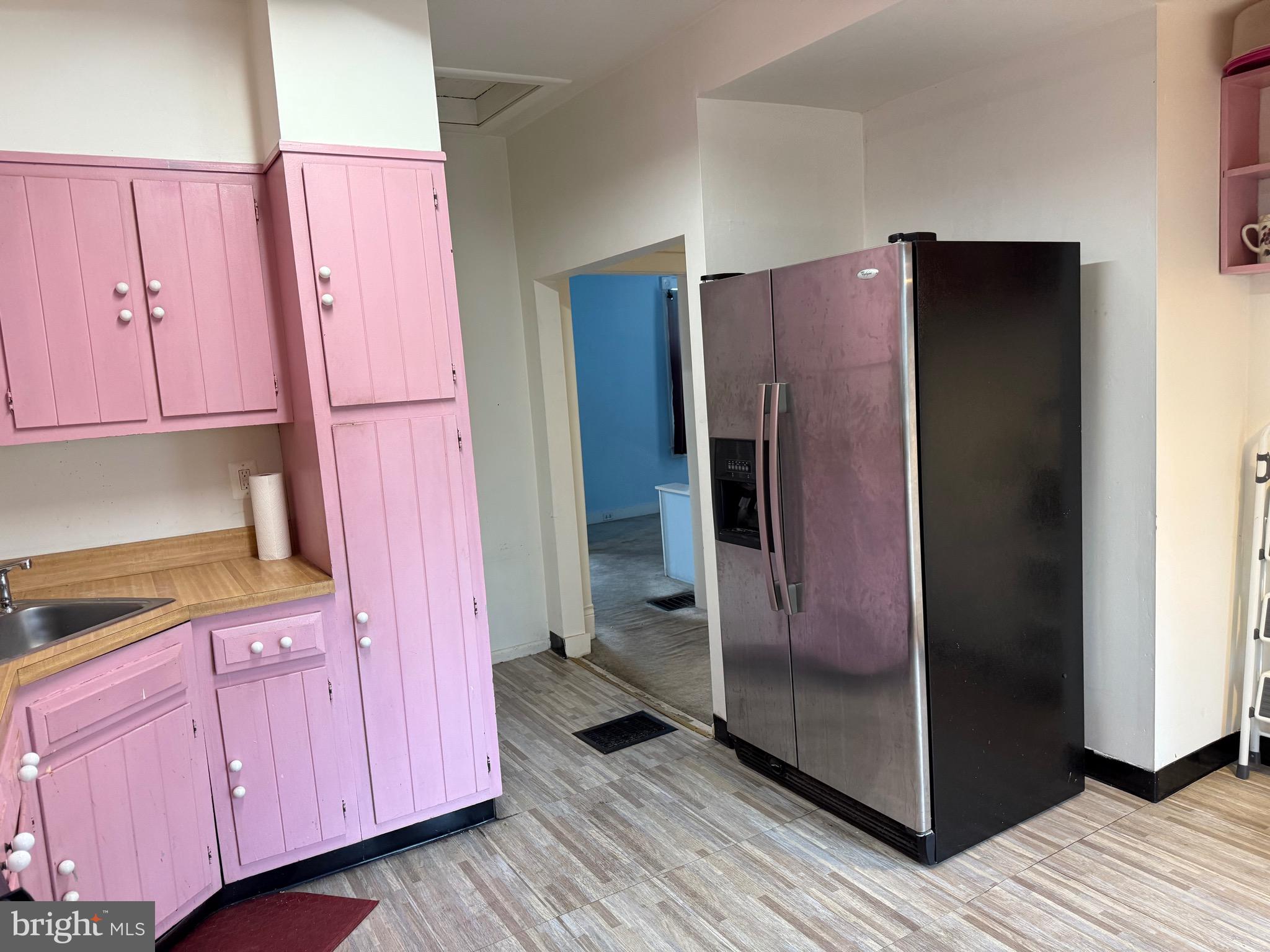 RIVERDALE PARK - Residential