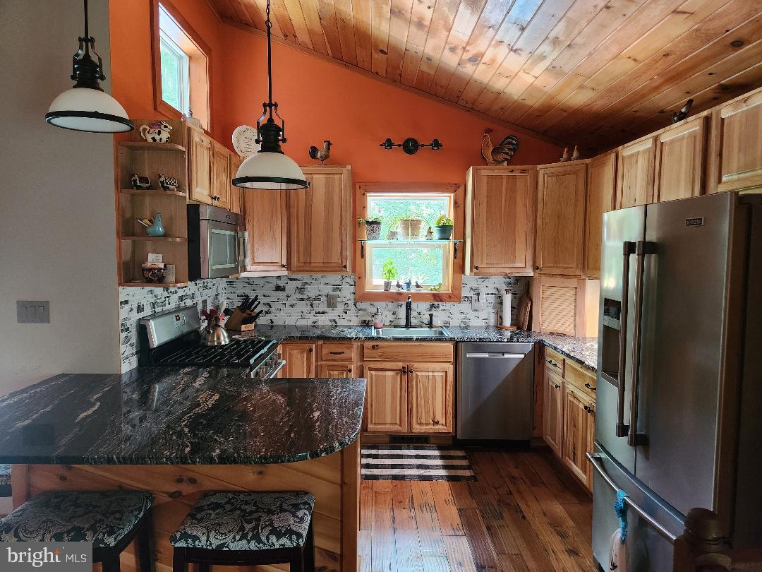 POTOMAC HEIGHTS - Residential