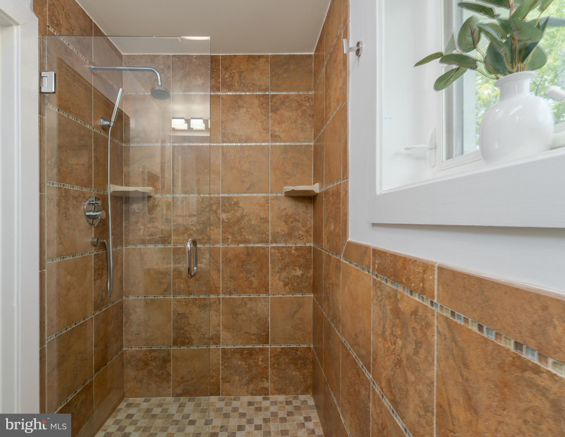 PIKESVILLE - Residential