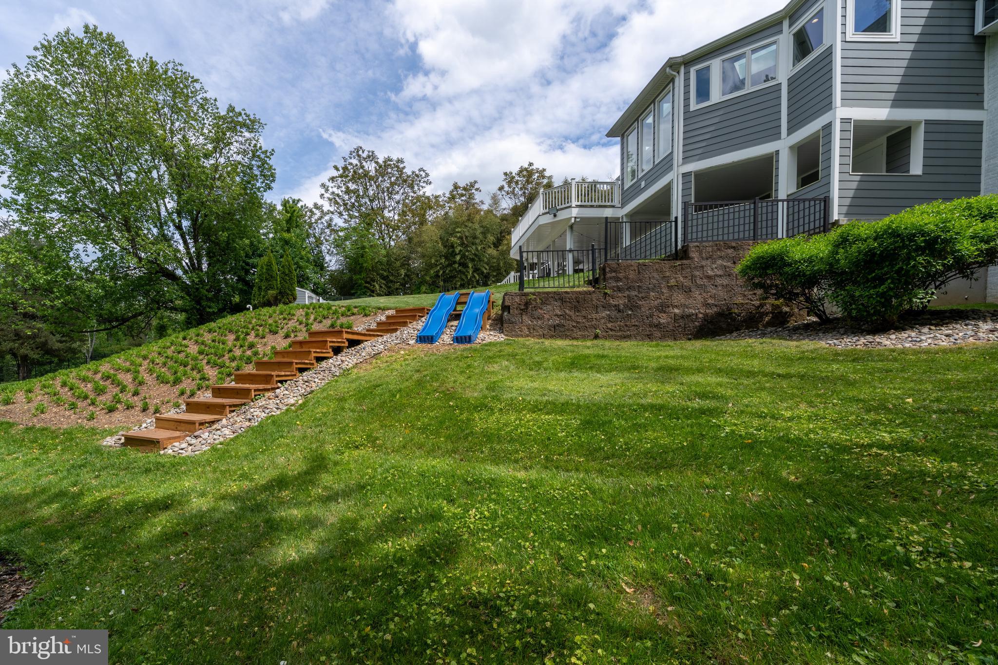 PIKESVILLE - Residential