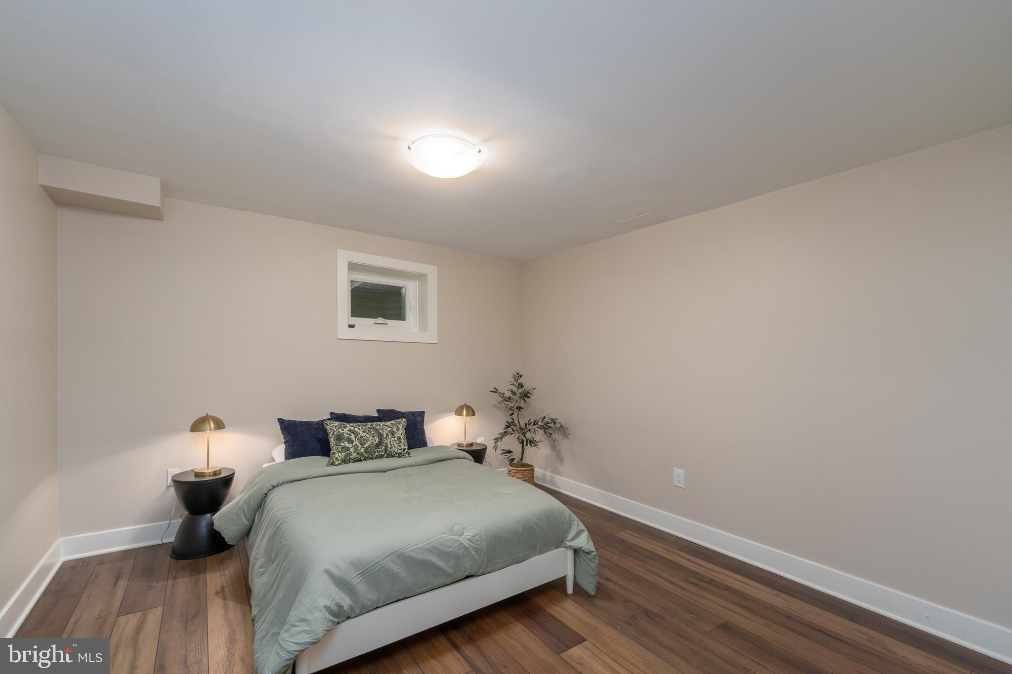 PIKESVILLE - Residential
