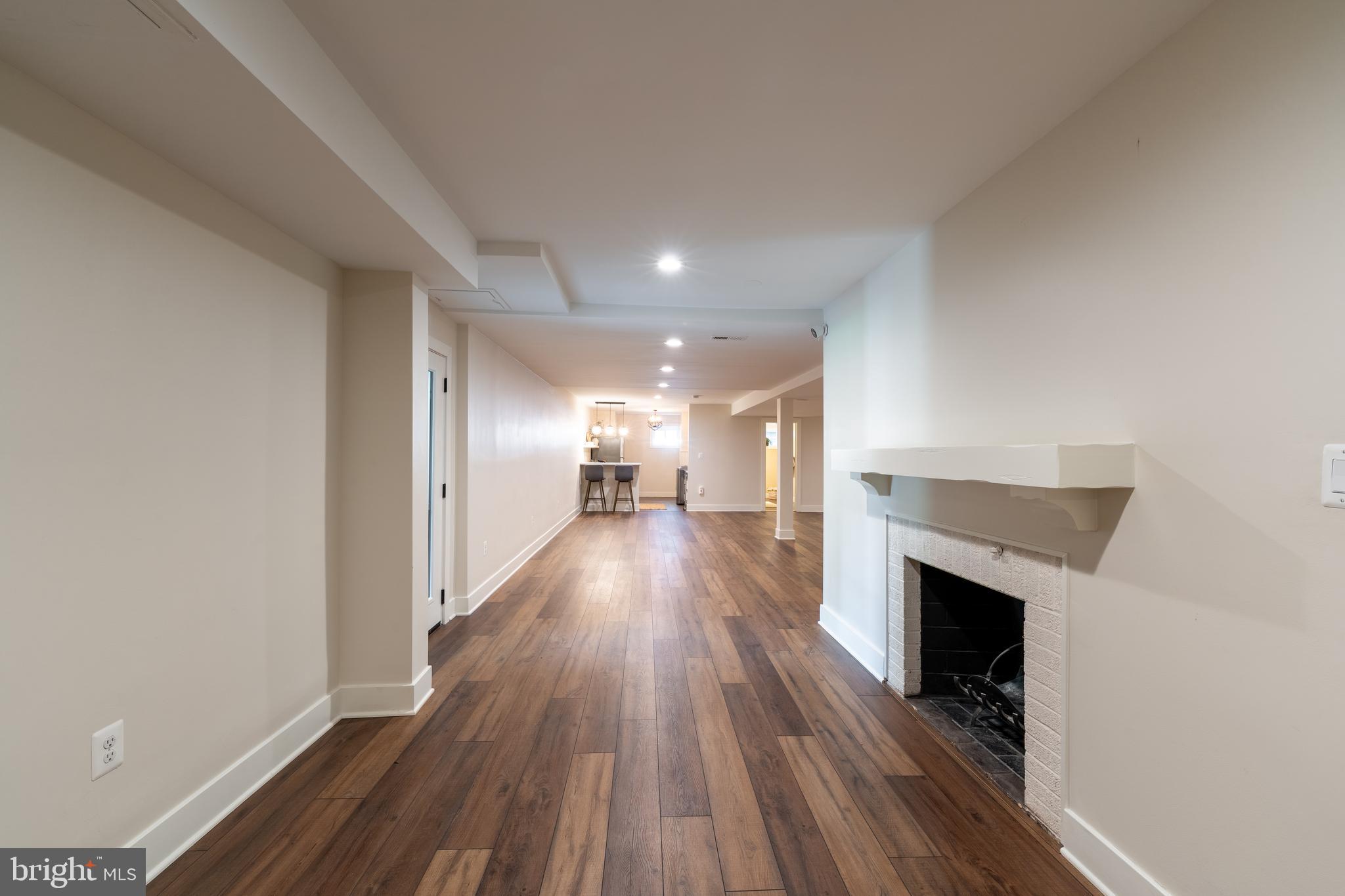 PIKESVILLE - Residential