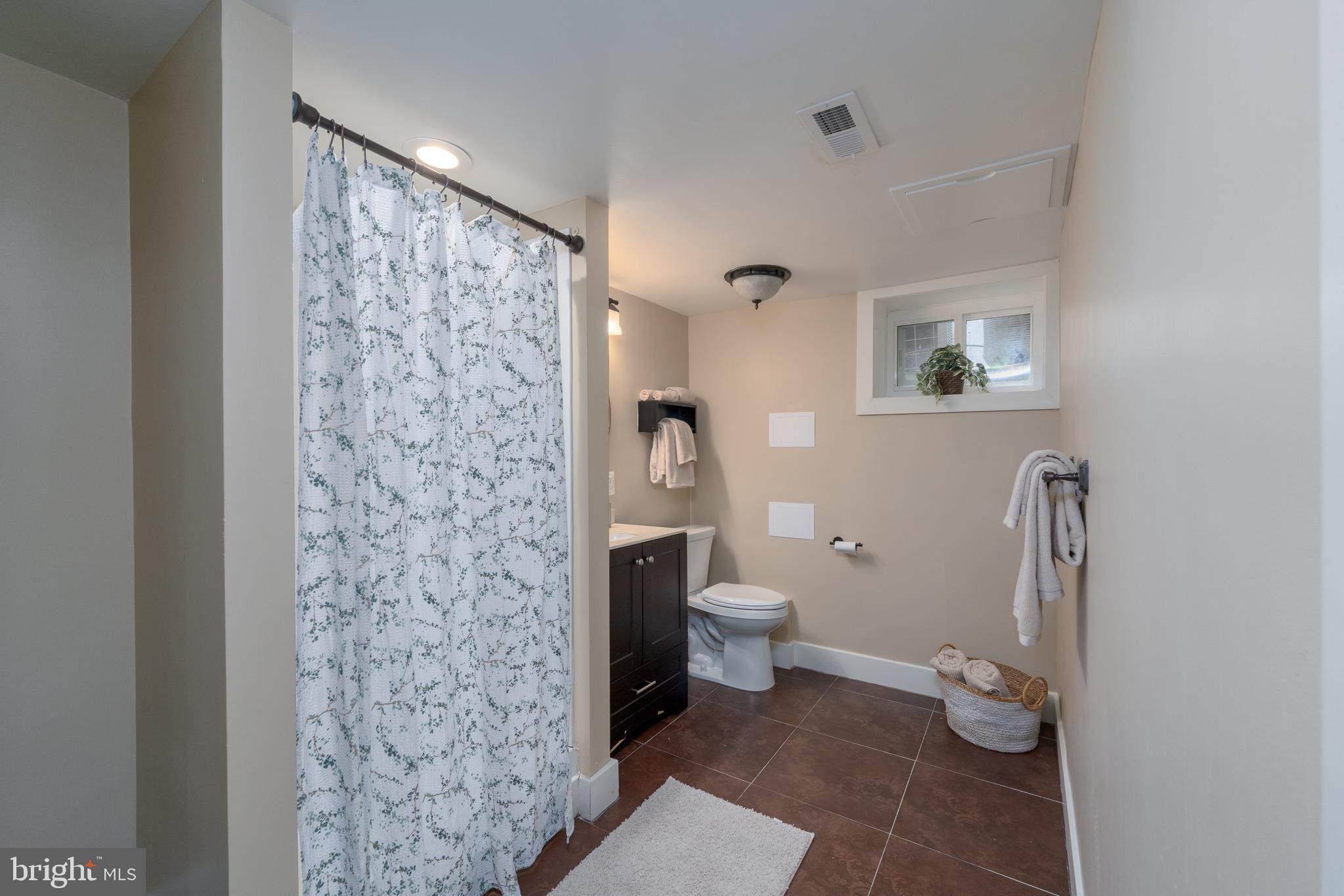 PIKESVILLE - Residential