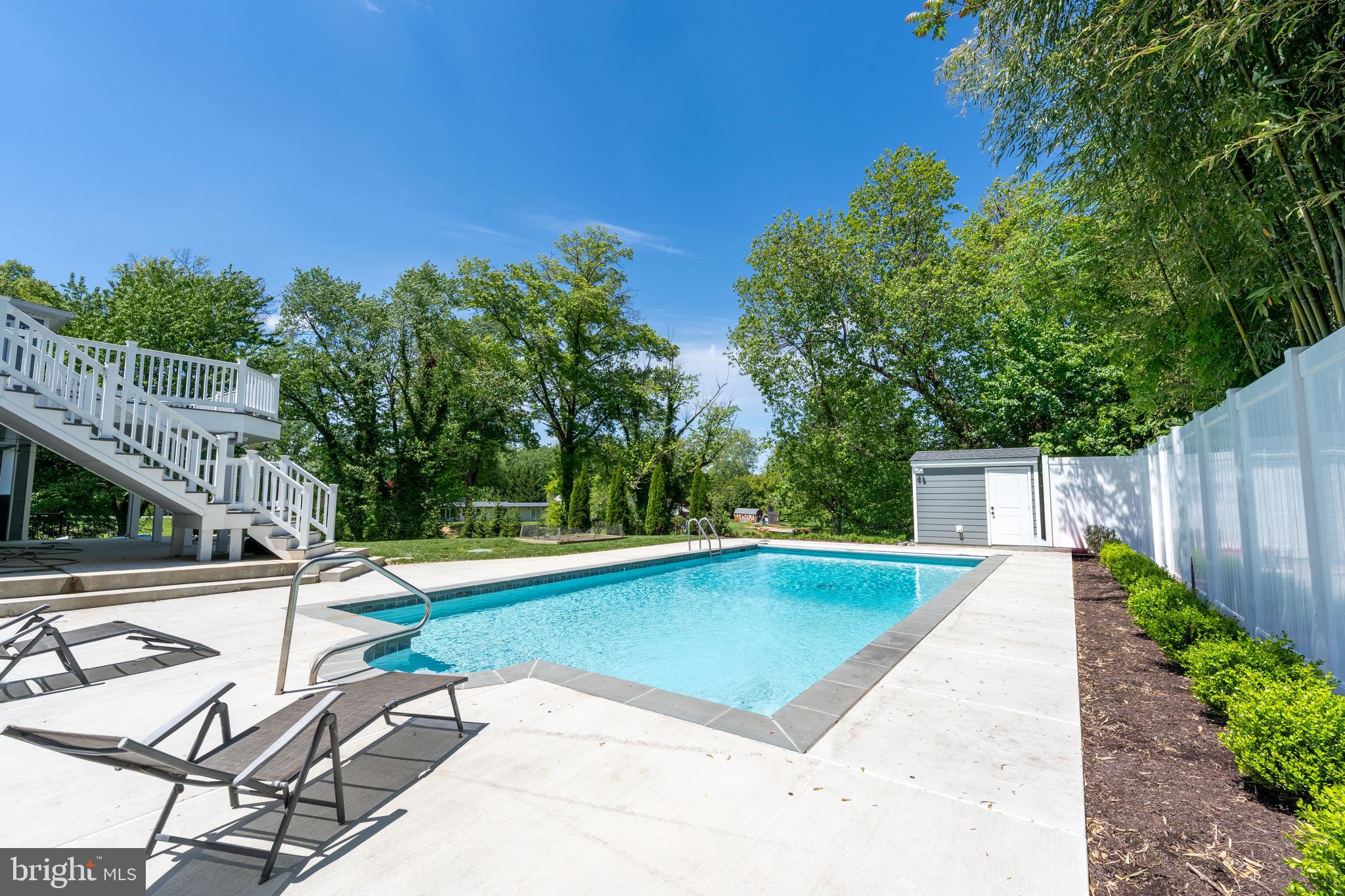 PIKESVILLE - Residential