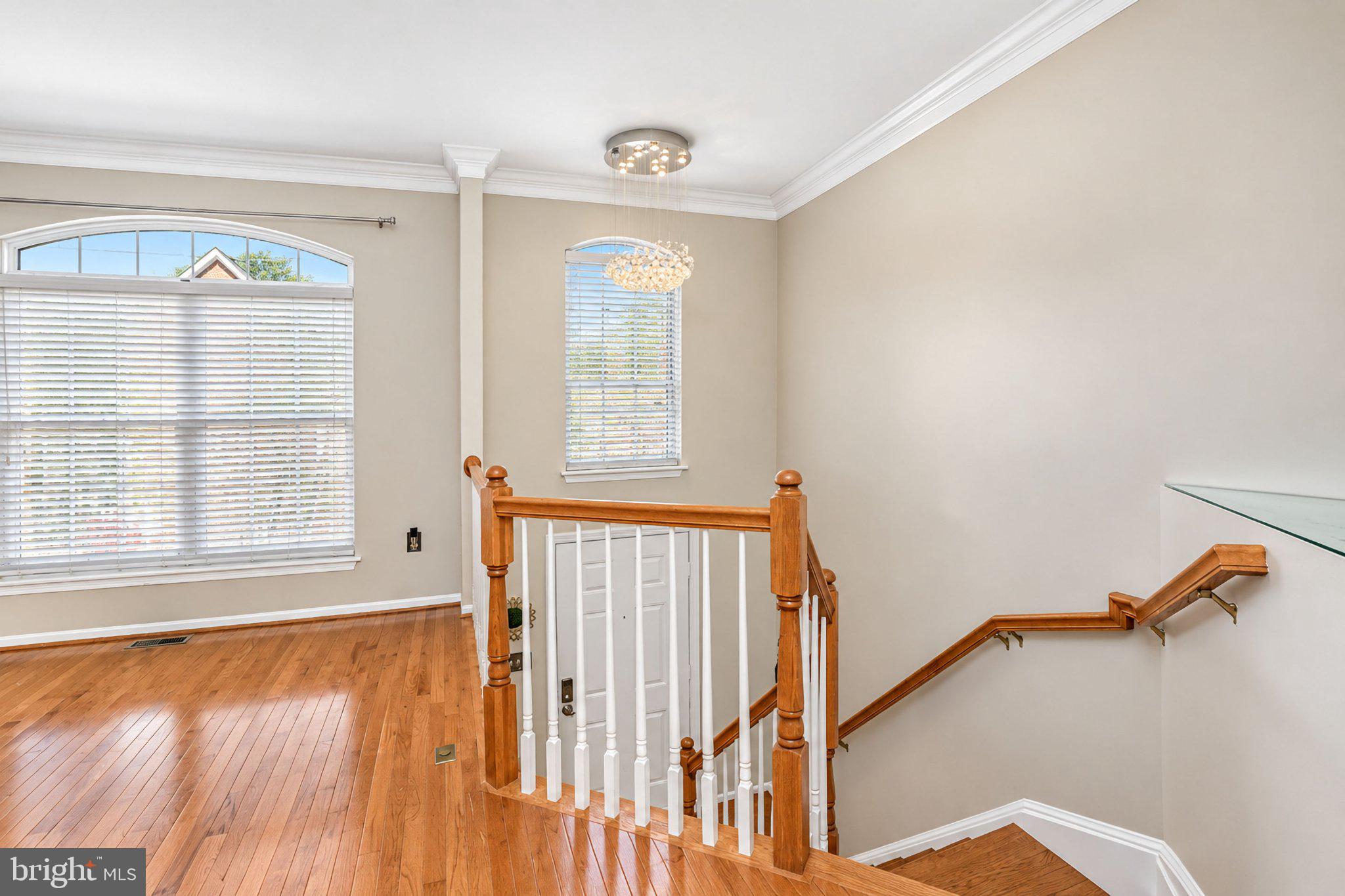 7332 HAMPTON PLACE