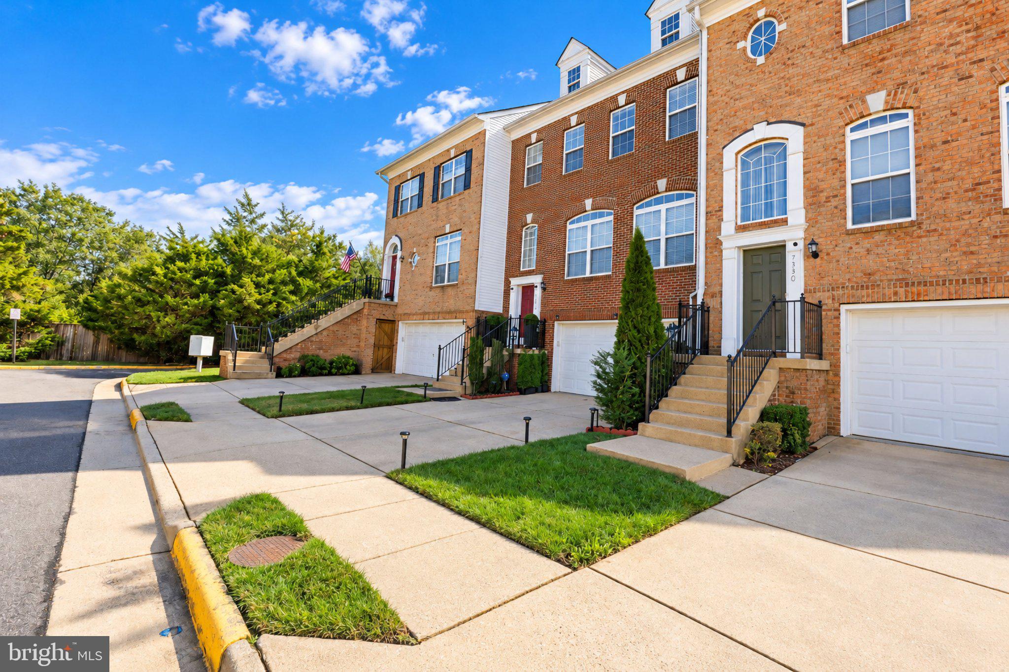 7332 HAMPTON PLACE