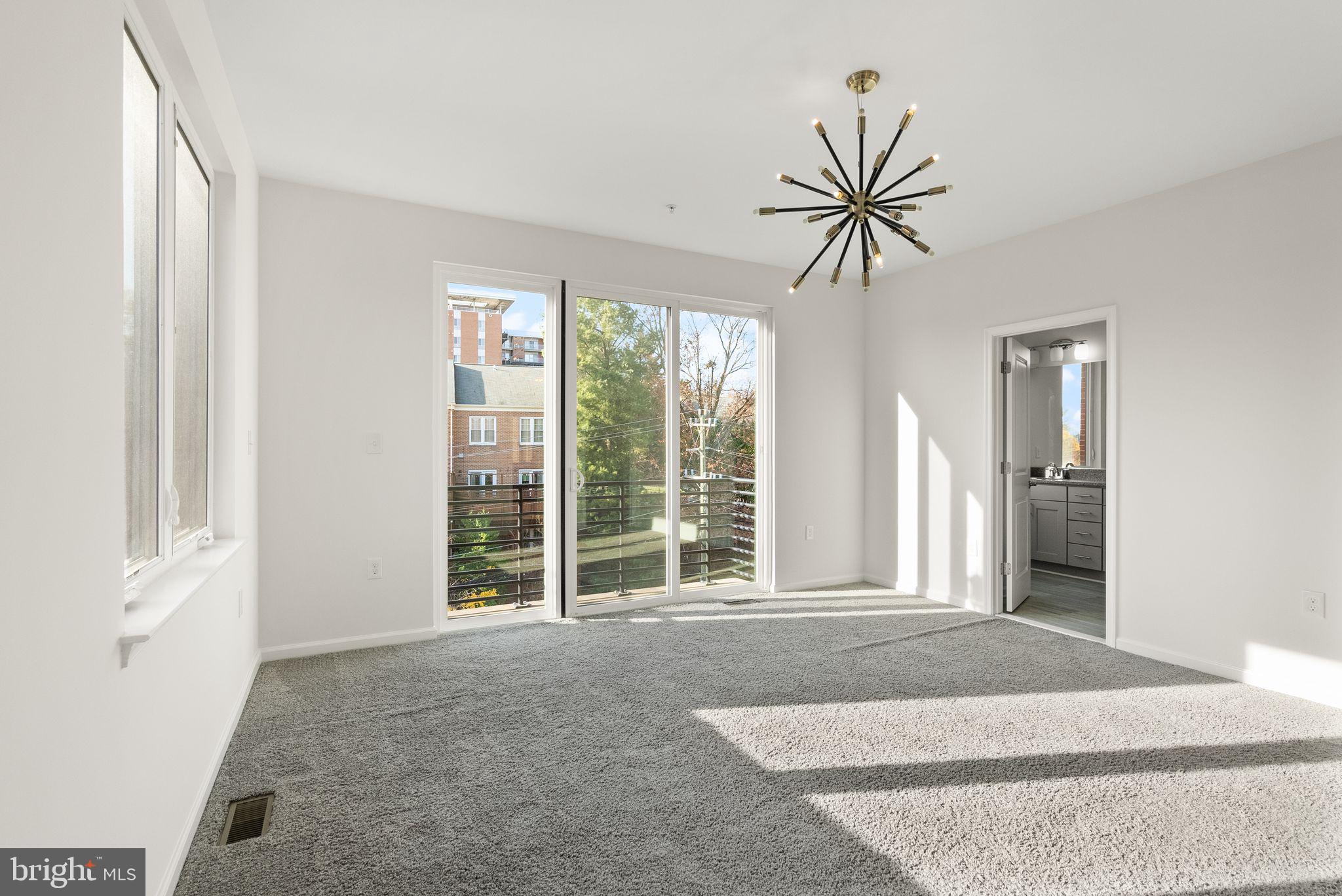 CAMBRIA SQUARE - Residential Lease