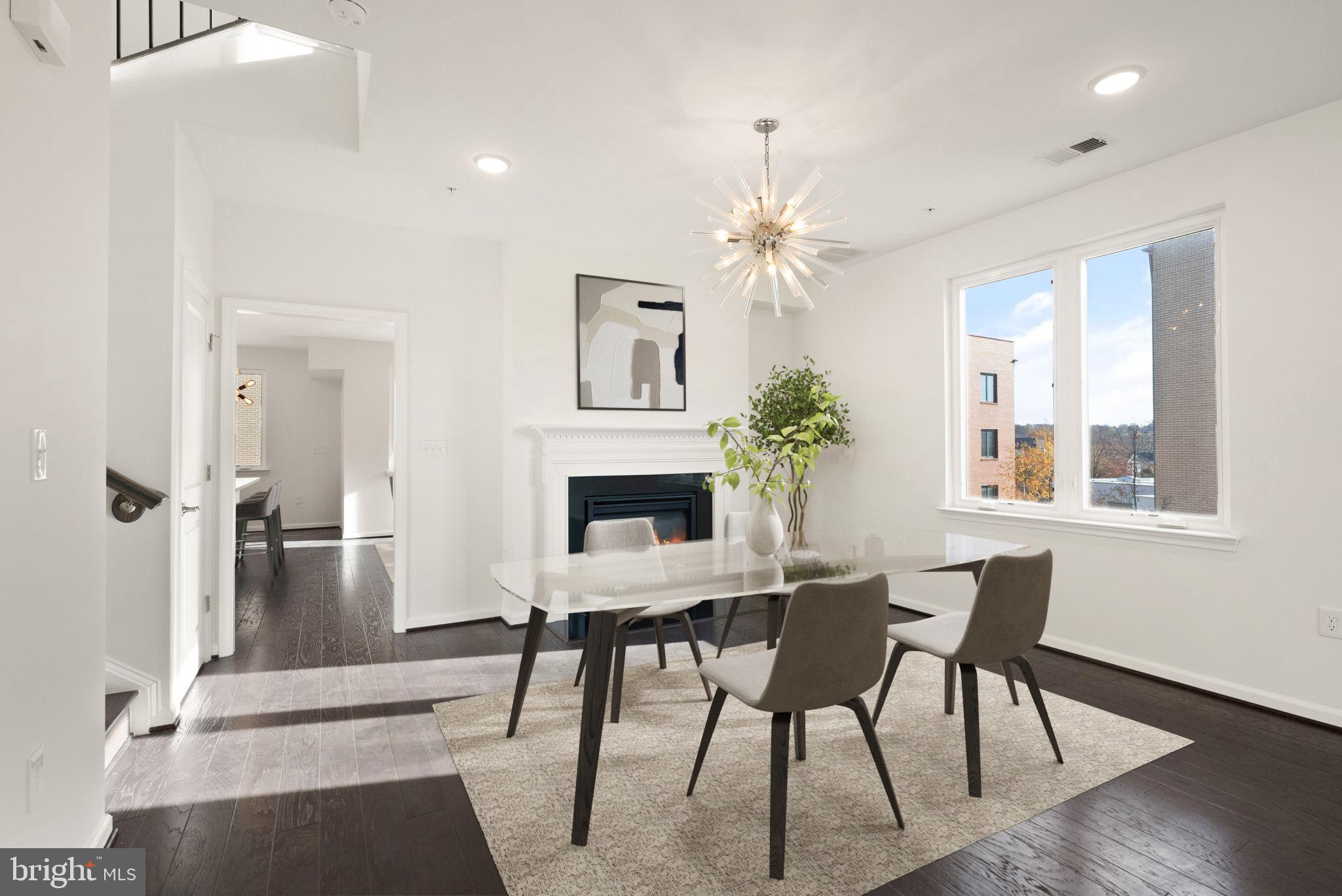 CAMBRIA SQUARE - Residential Lease