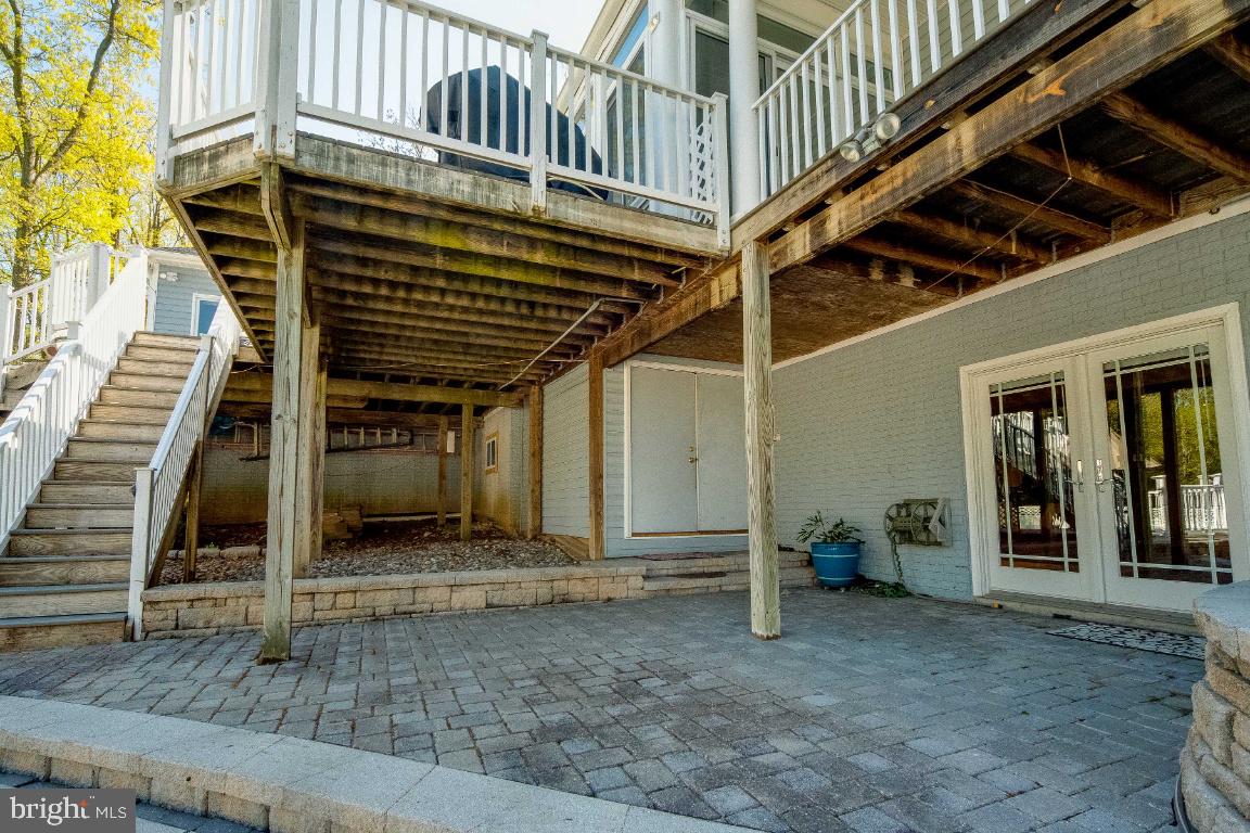 DAMASCUS OUTSIDE - Residential