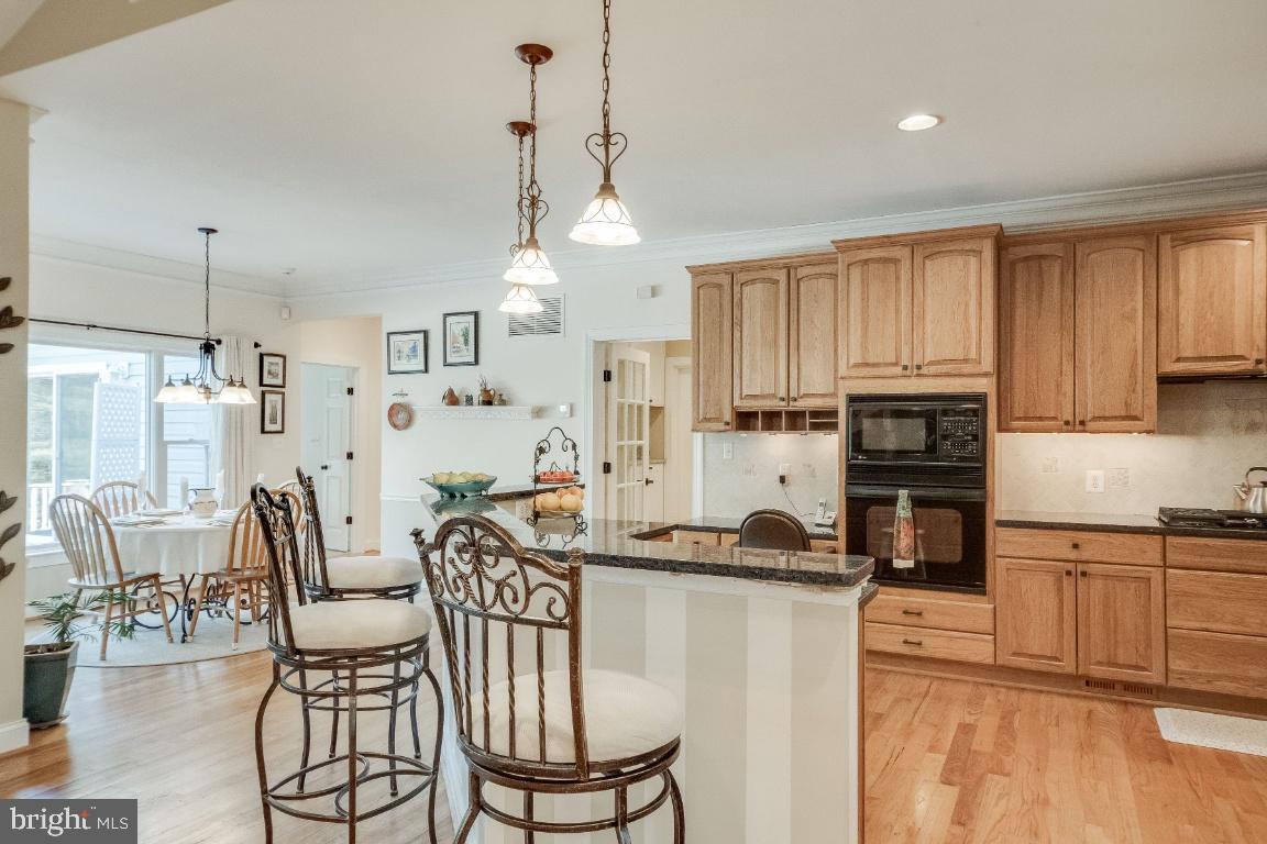 DAMASCUS OUTSIDE - Residential