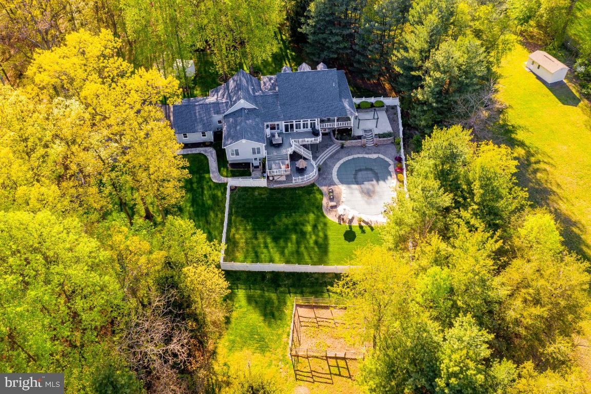 DAMASCUS OUTSIDE - Residential