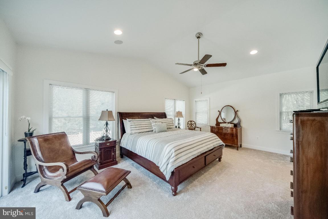 DAMASCUS OUTSIDE - Residential