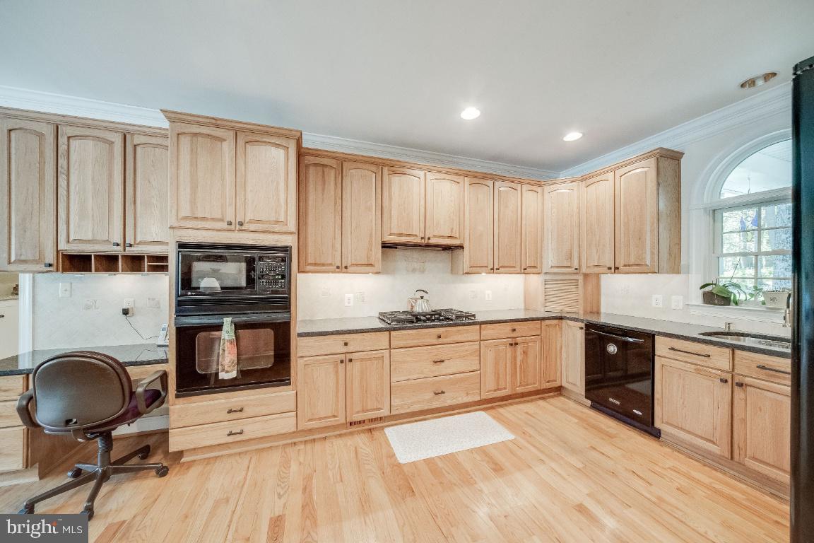 DAMASCUS OUTSIDE - Residential