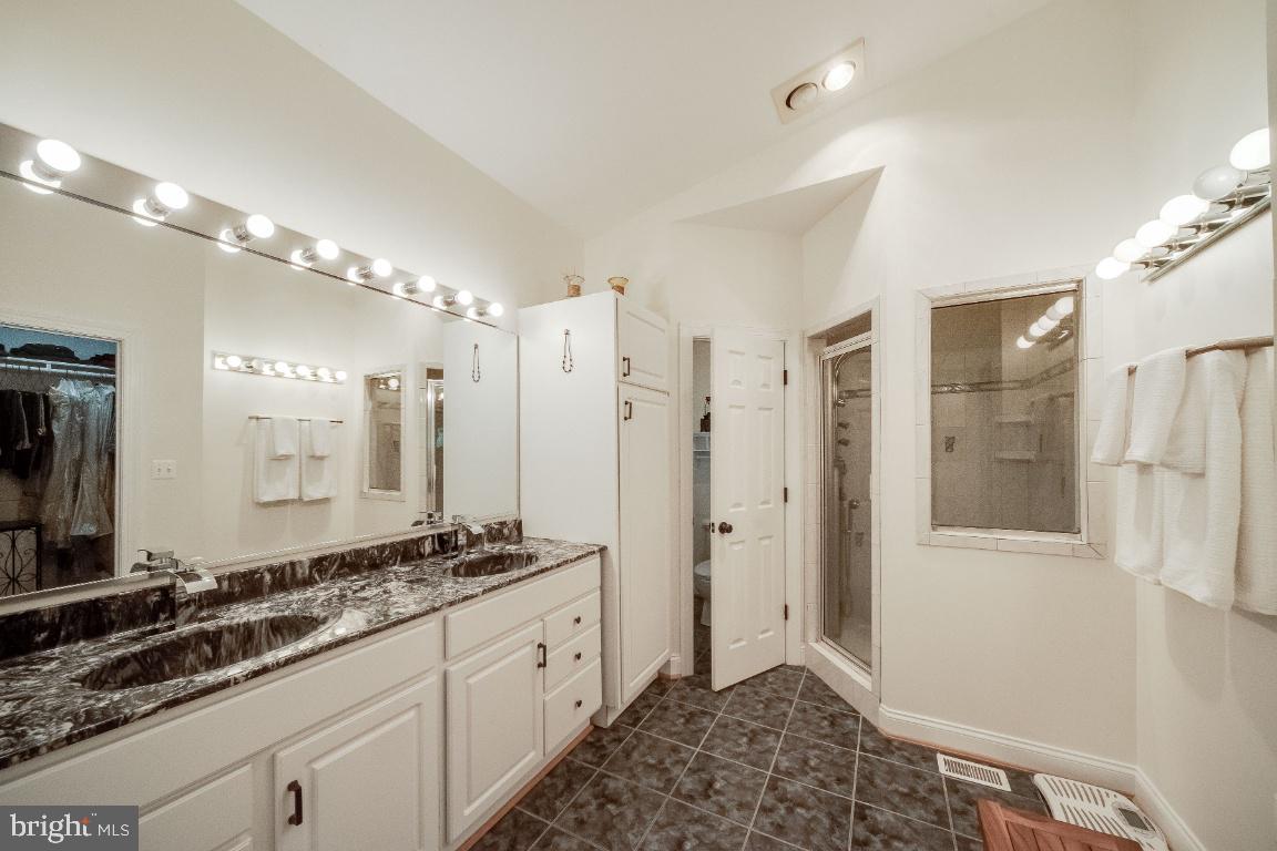 DAMASCUS OUTSIDE - Residential