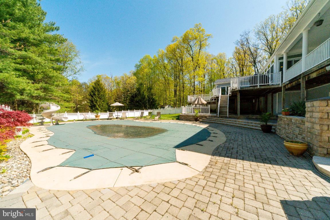 DAMASCUS OUTSIDE - Residential