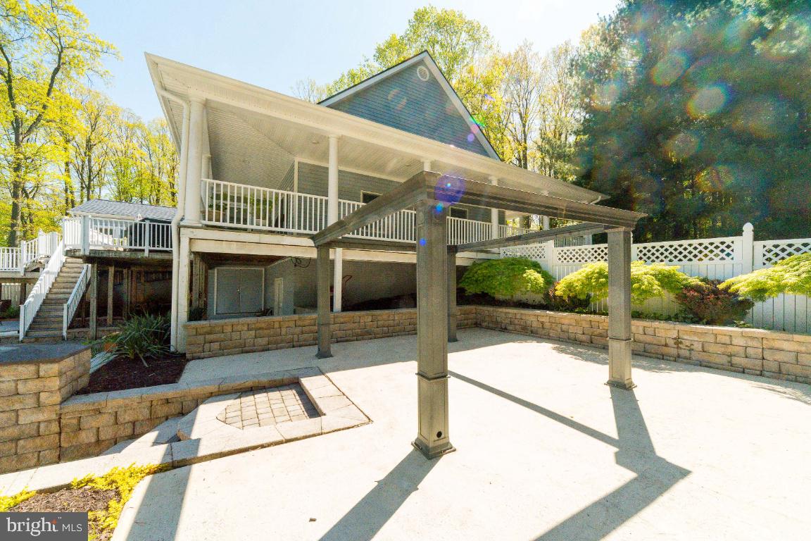 DAMASCUS OUTSIDE - Residential