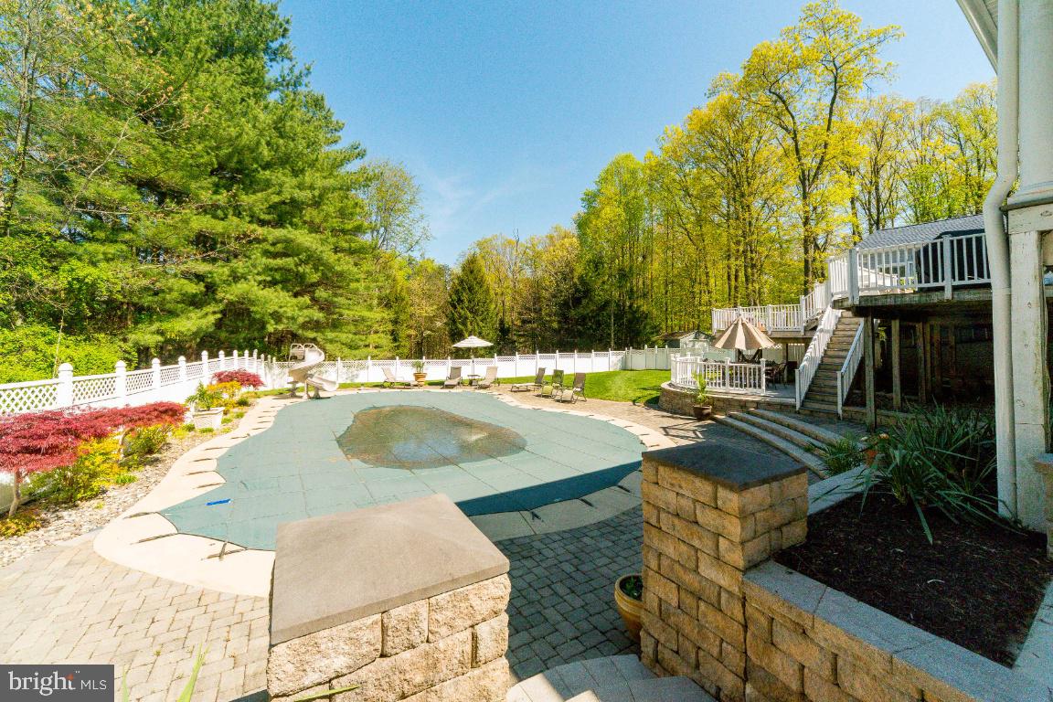 DAMASCUS OUTSIDE - Residential