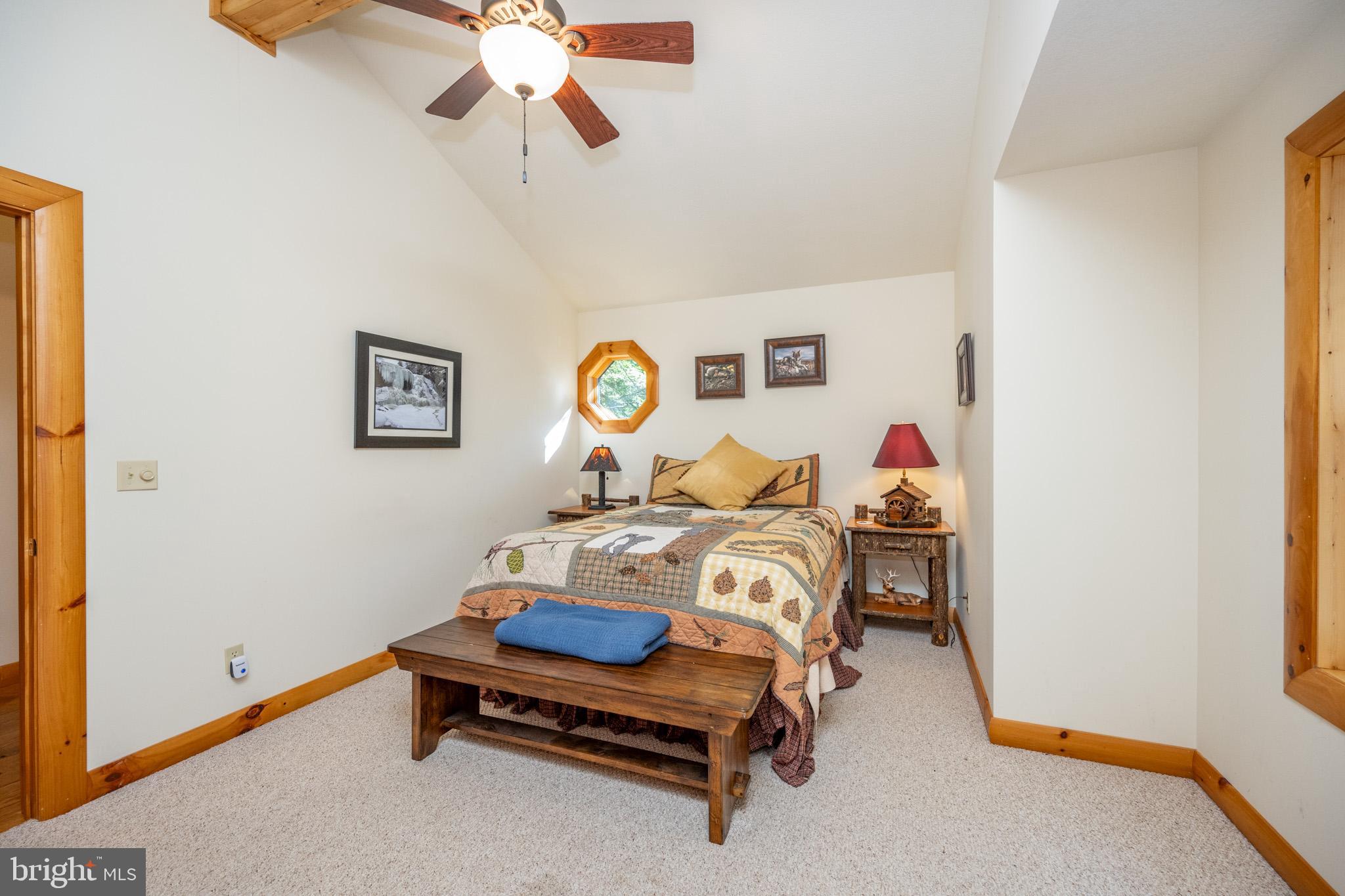 GALLATIN WOODS - Residential