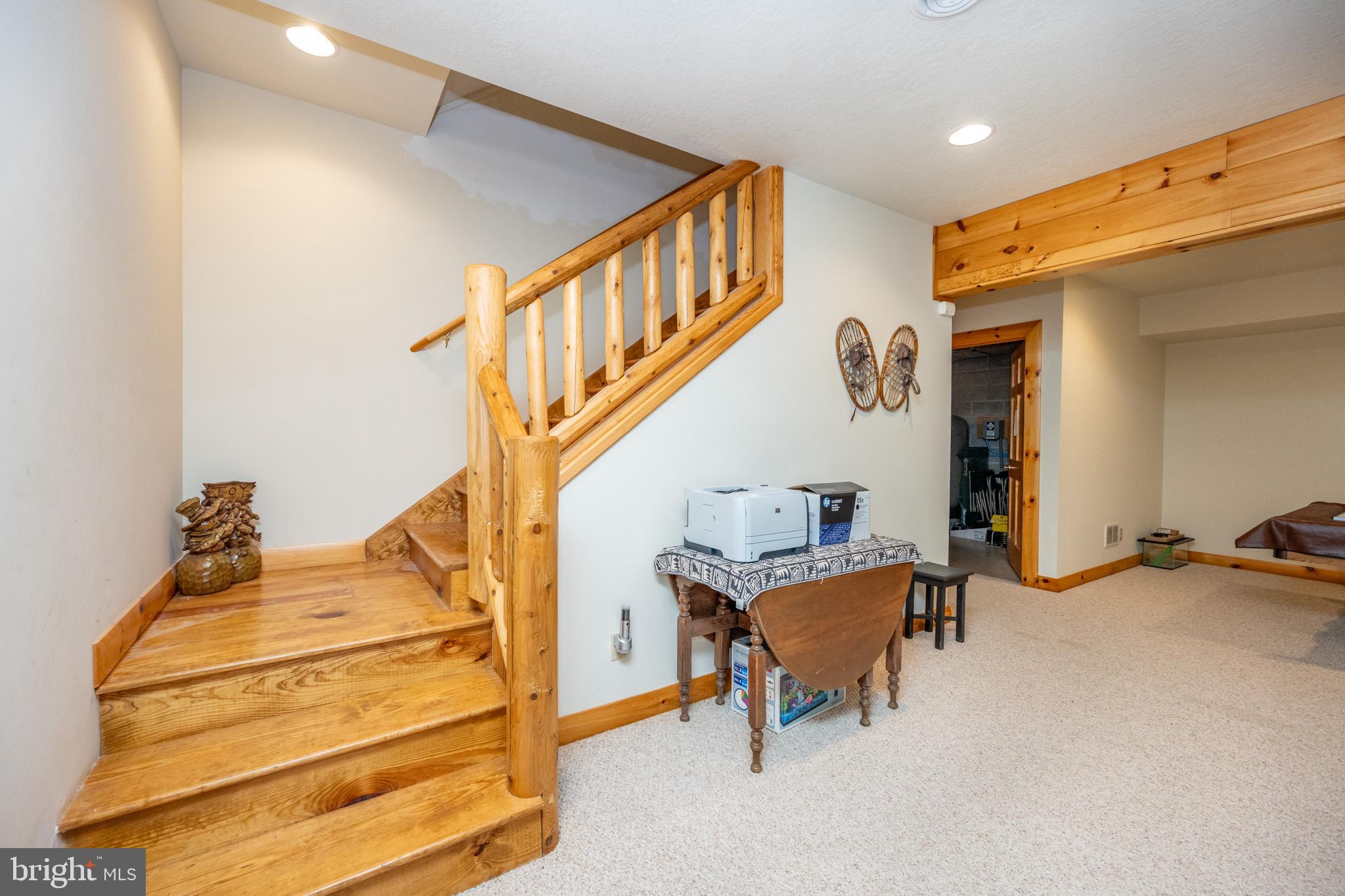 GALLATIN WOODS - Residential