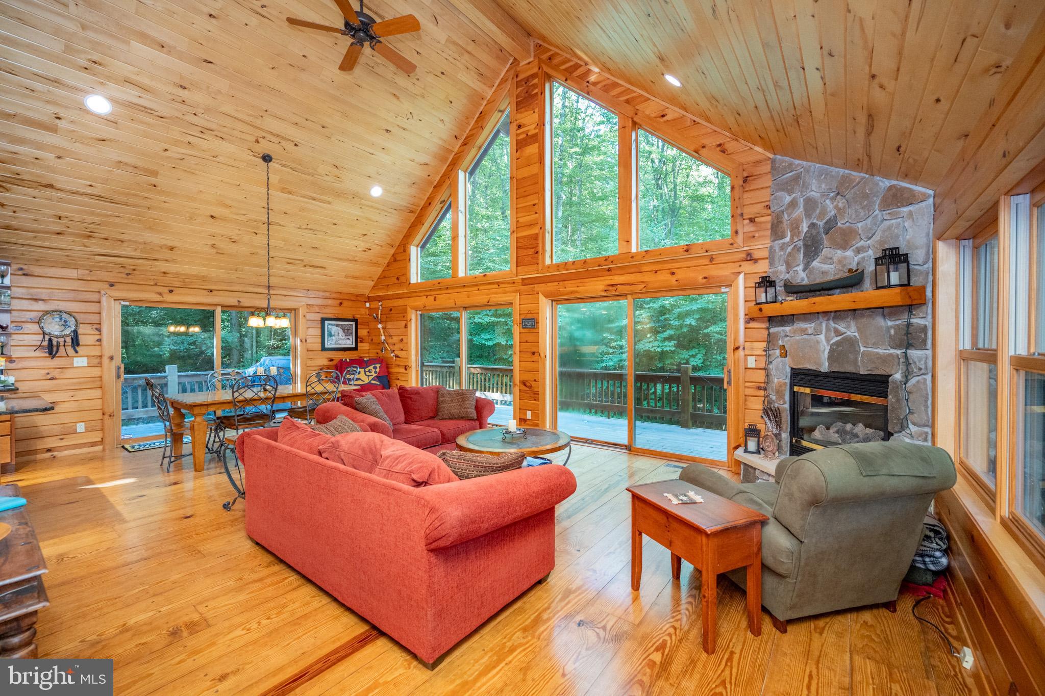 GALLATIN WOODS - Residential