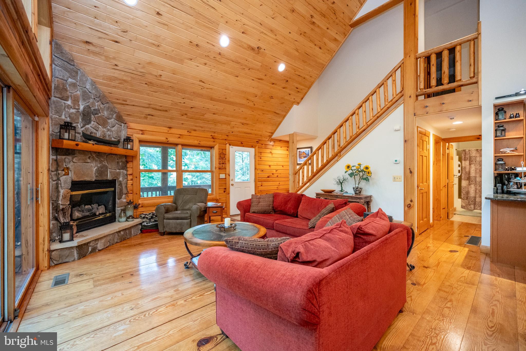 GALLATIN WOODS - Residential