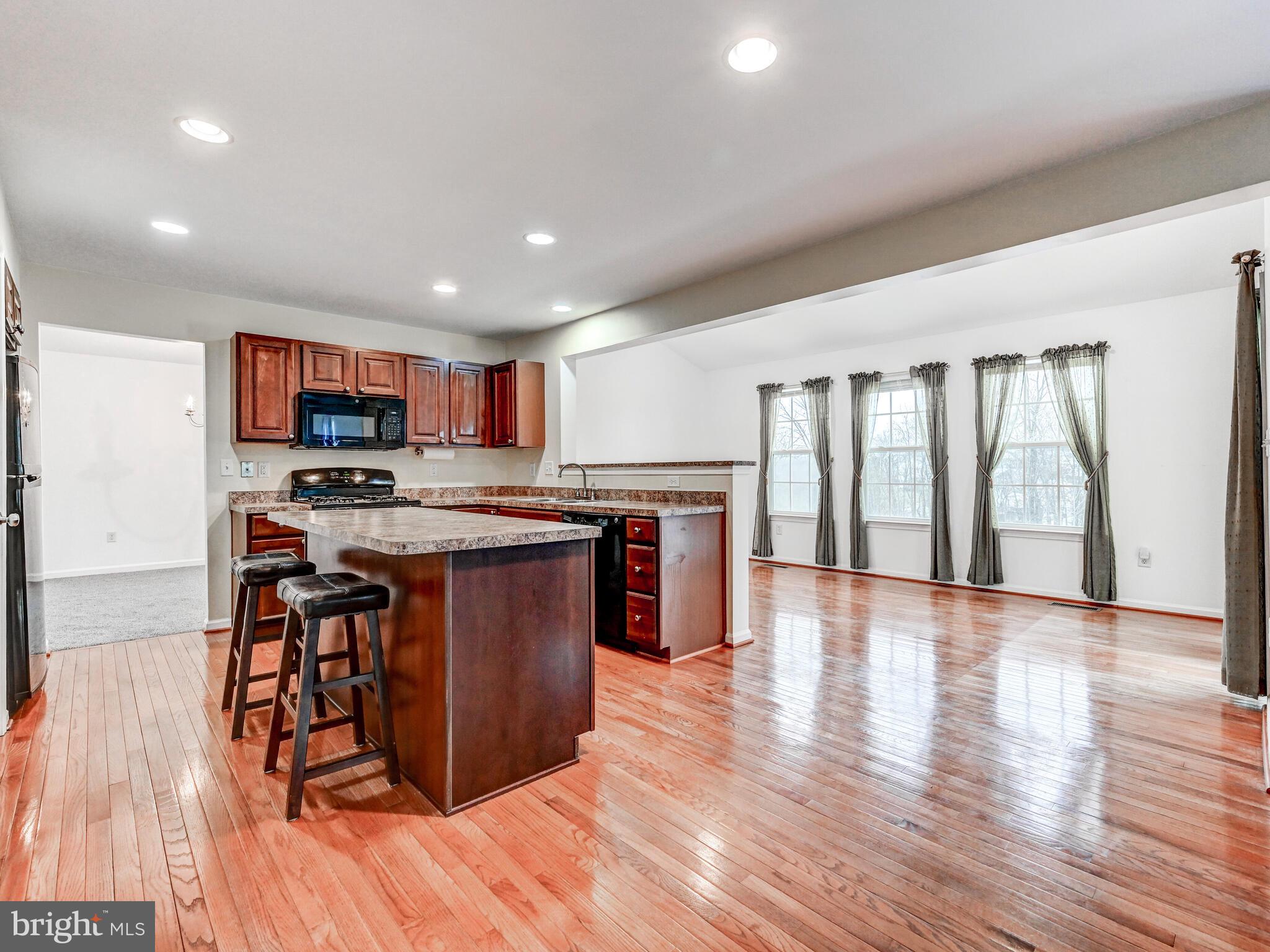 BENTLEY RIDGE - Residential