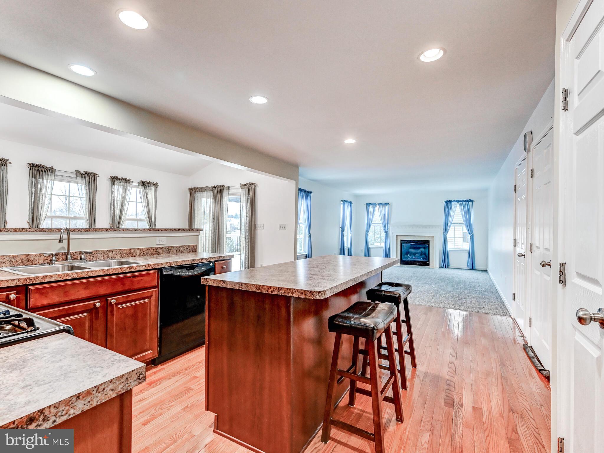 BENTLEY RIDGE - Residential