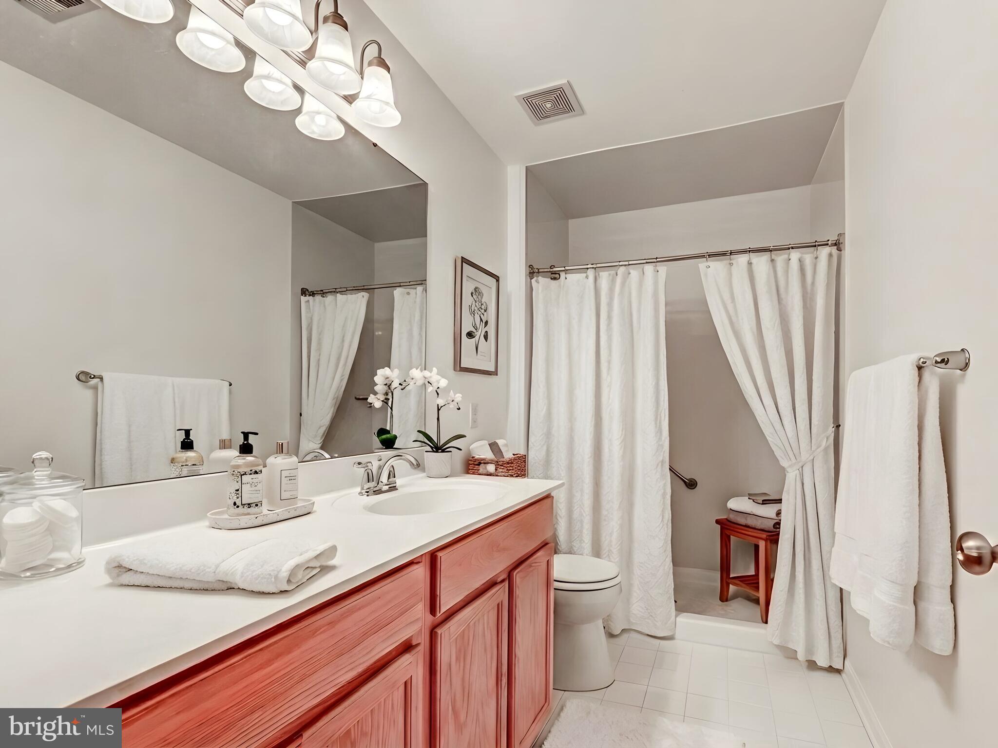 BENTLEY RIDGE - Residential