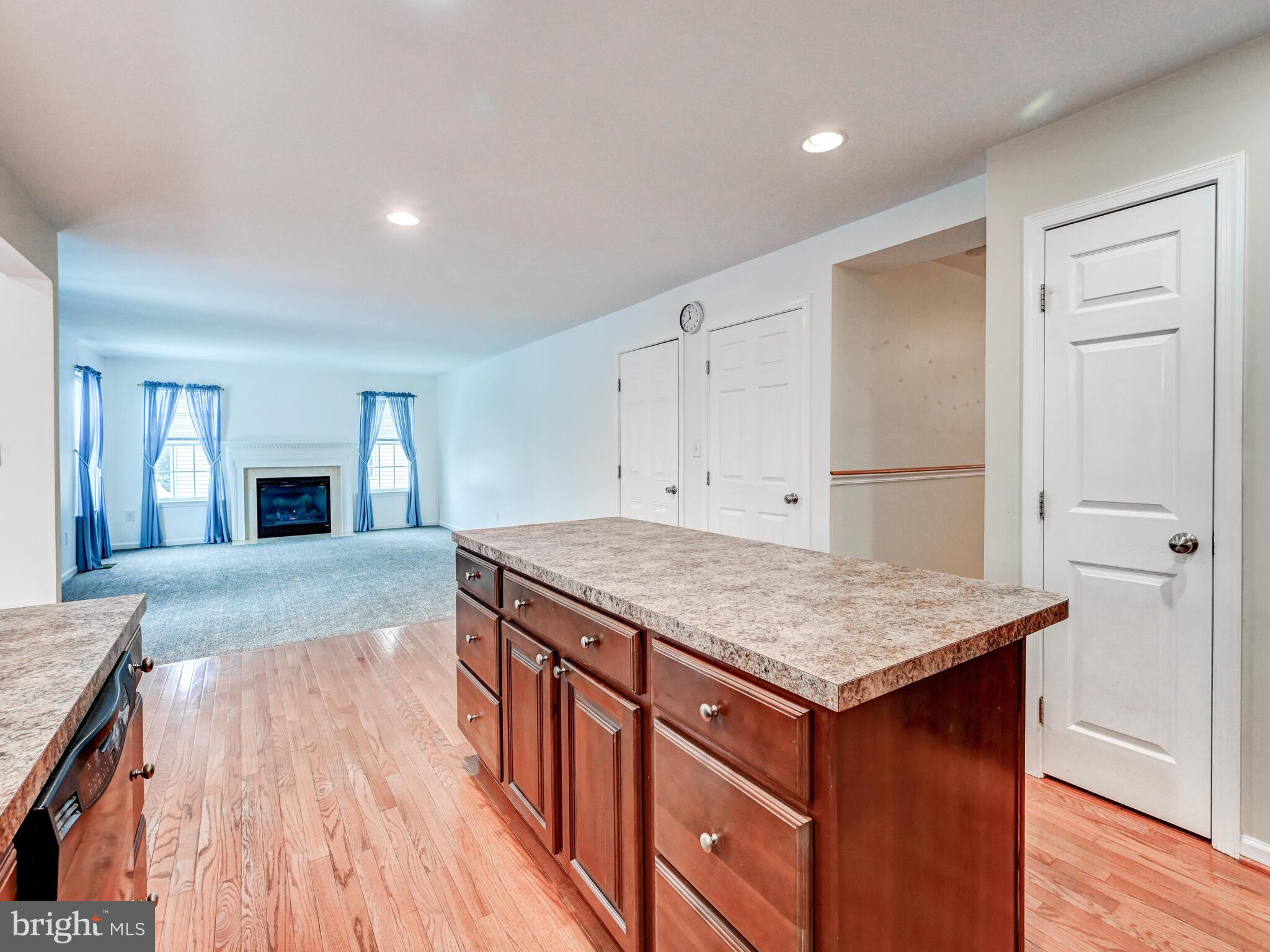 BENTLEY RIDGE - Residential