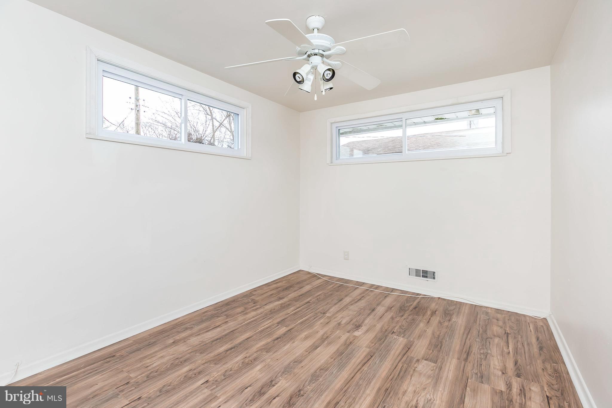 MUNROE GARDENS - Residential