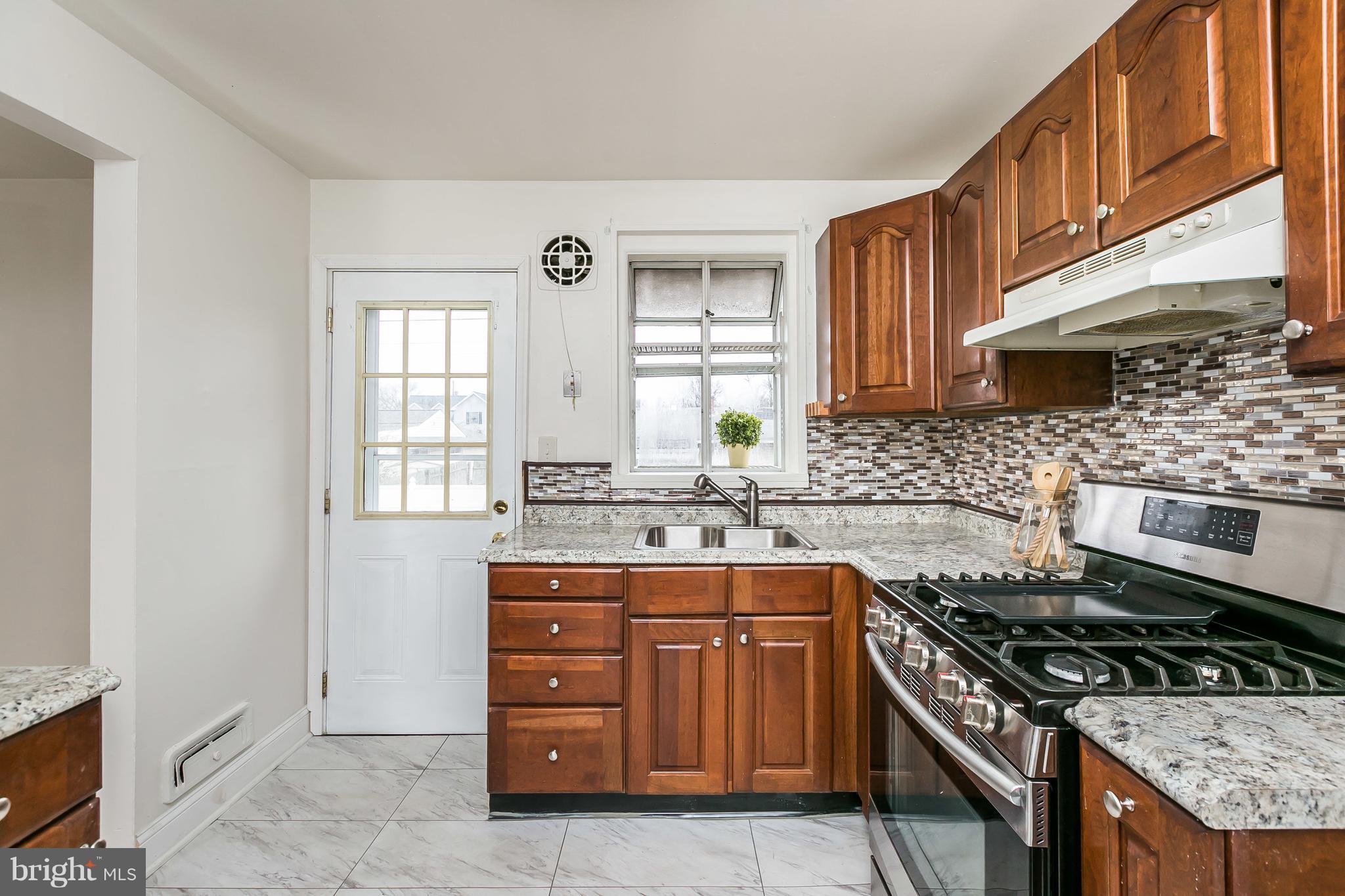 MUNROE GARDENS - Residential