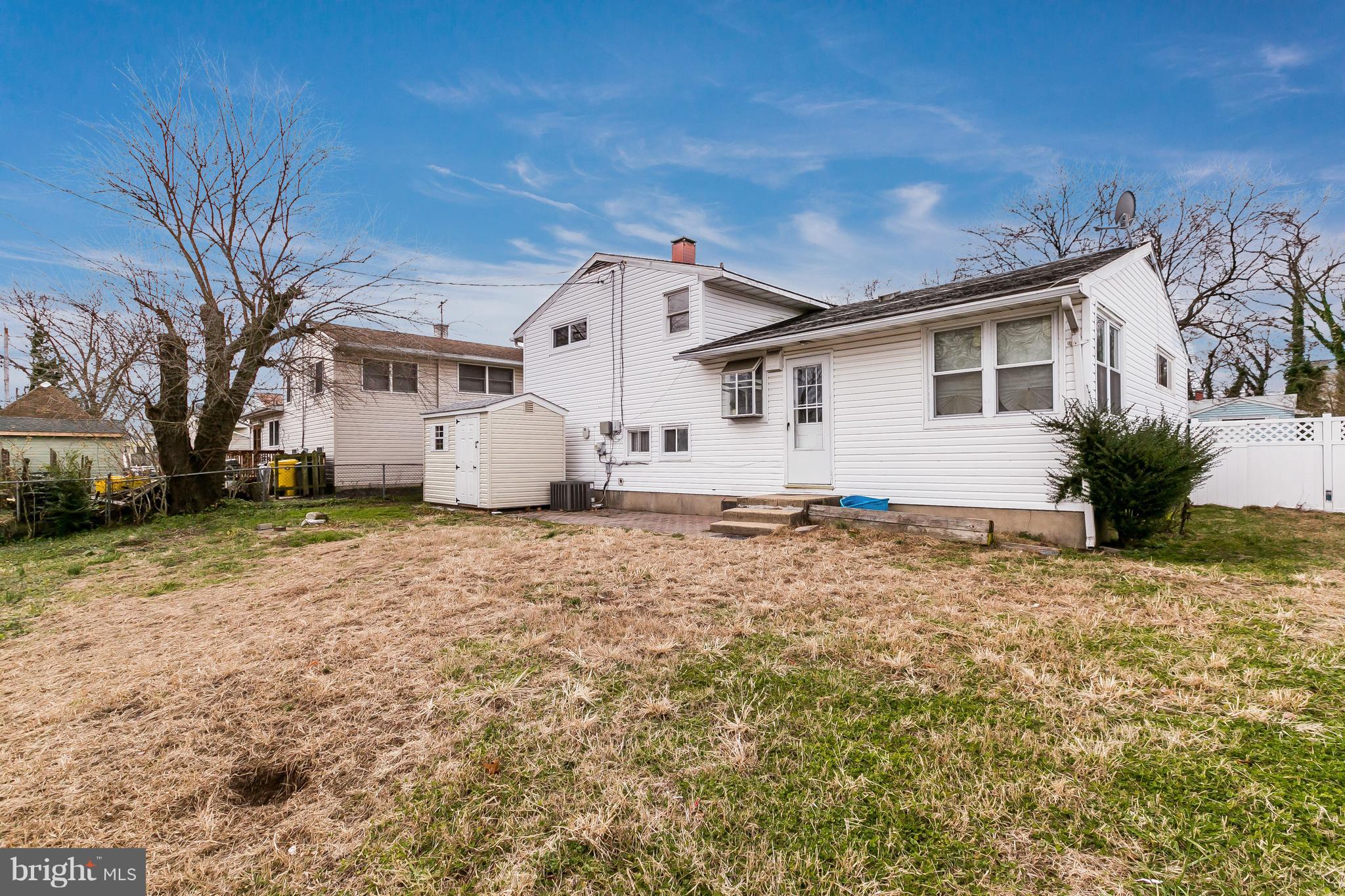 MUNROE GARDENS - Residential