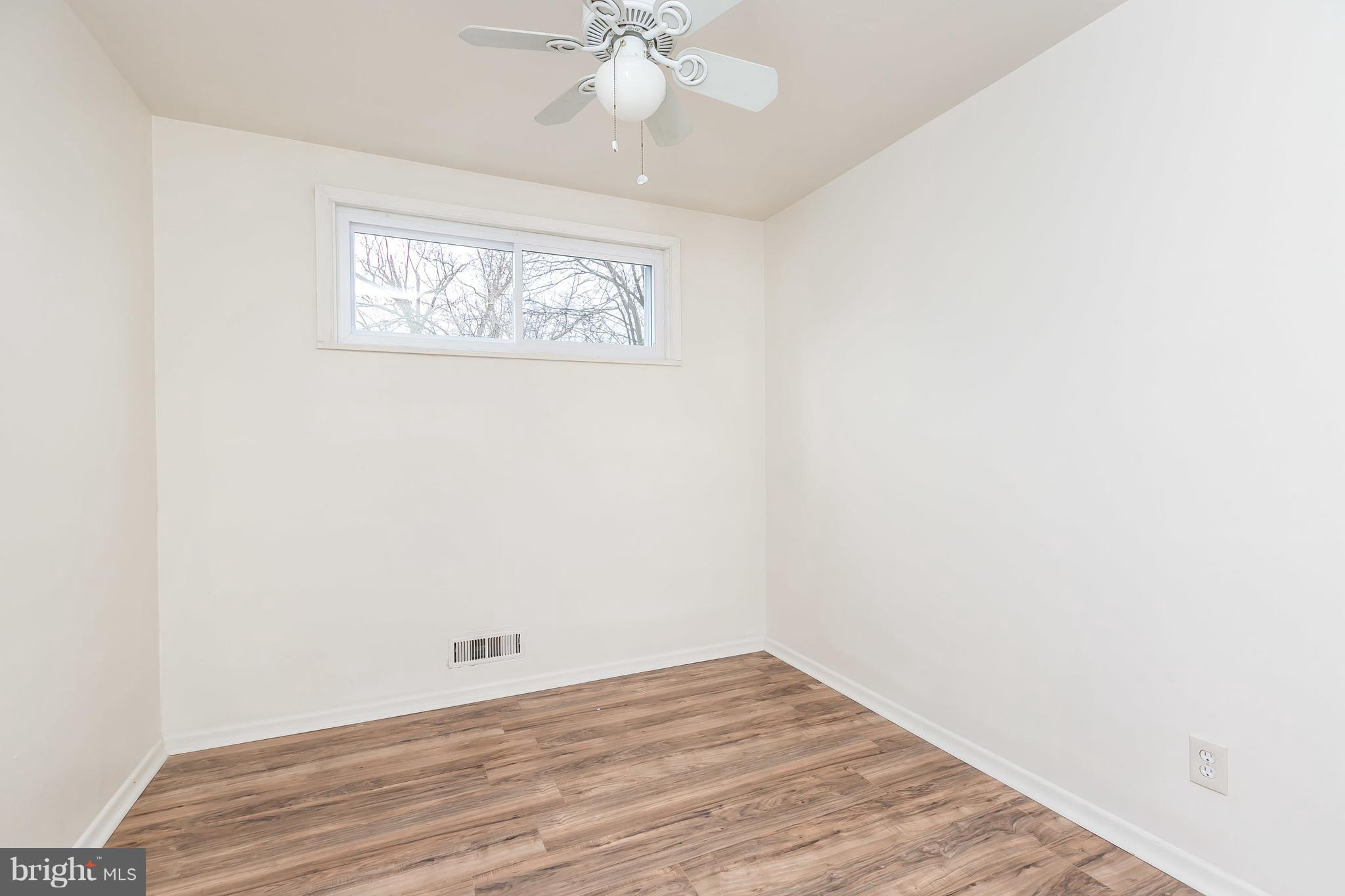 MUNROE GARDENS - Residential