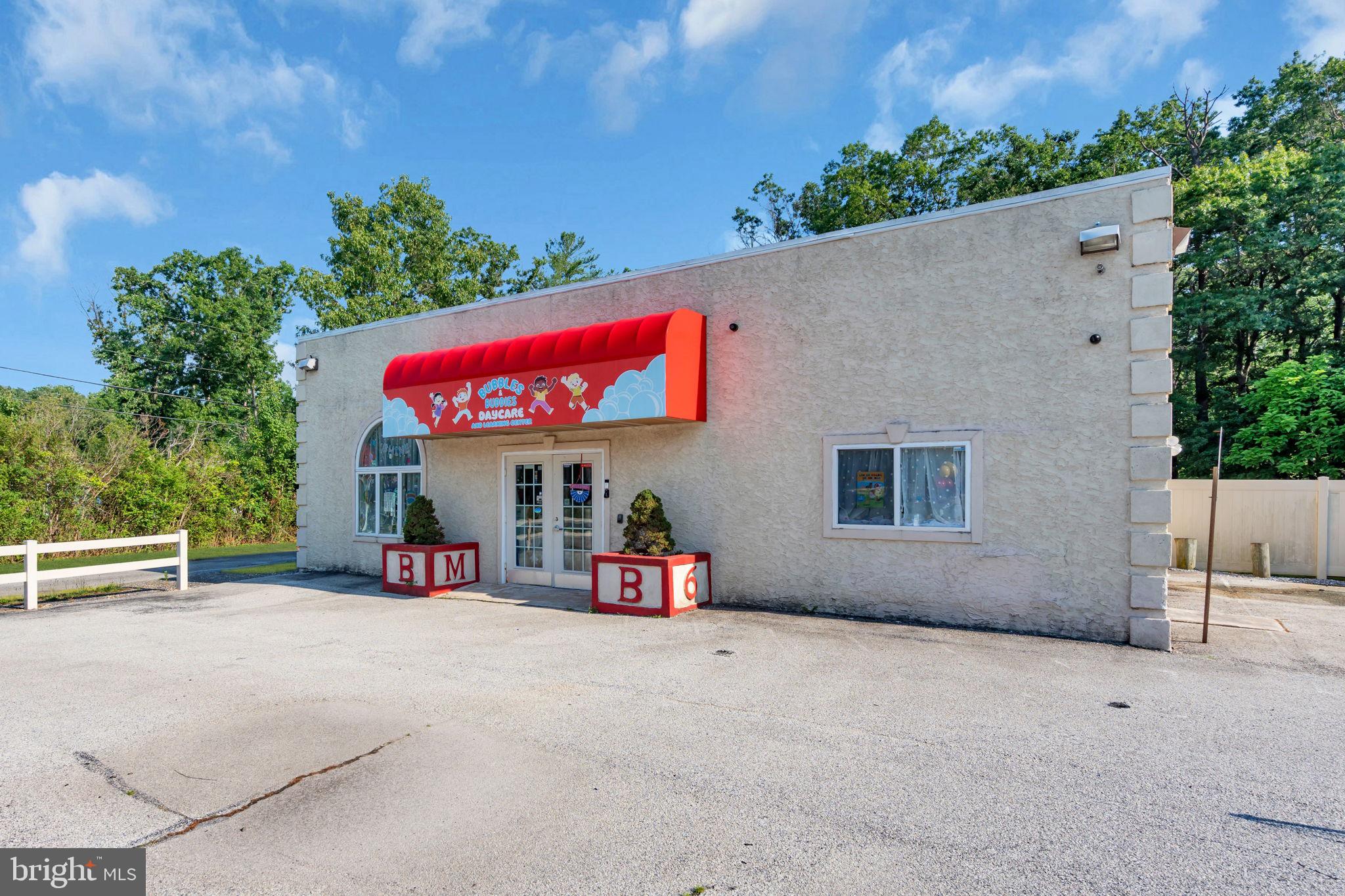 219 HARDING HIGHWAY