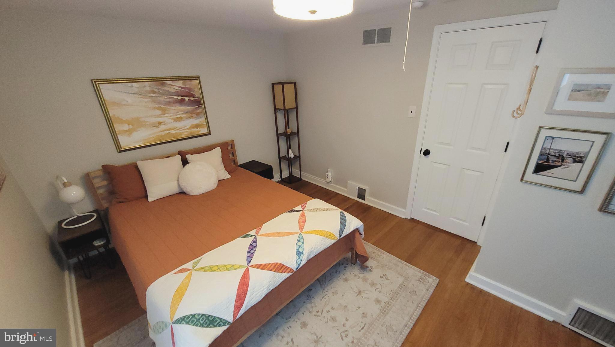 FOX CHASE MANOR - Residential