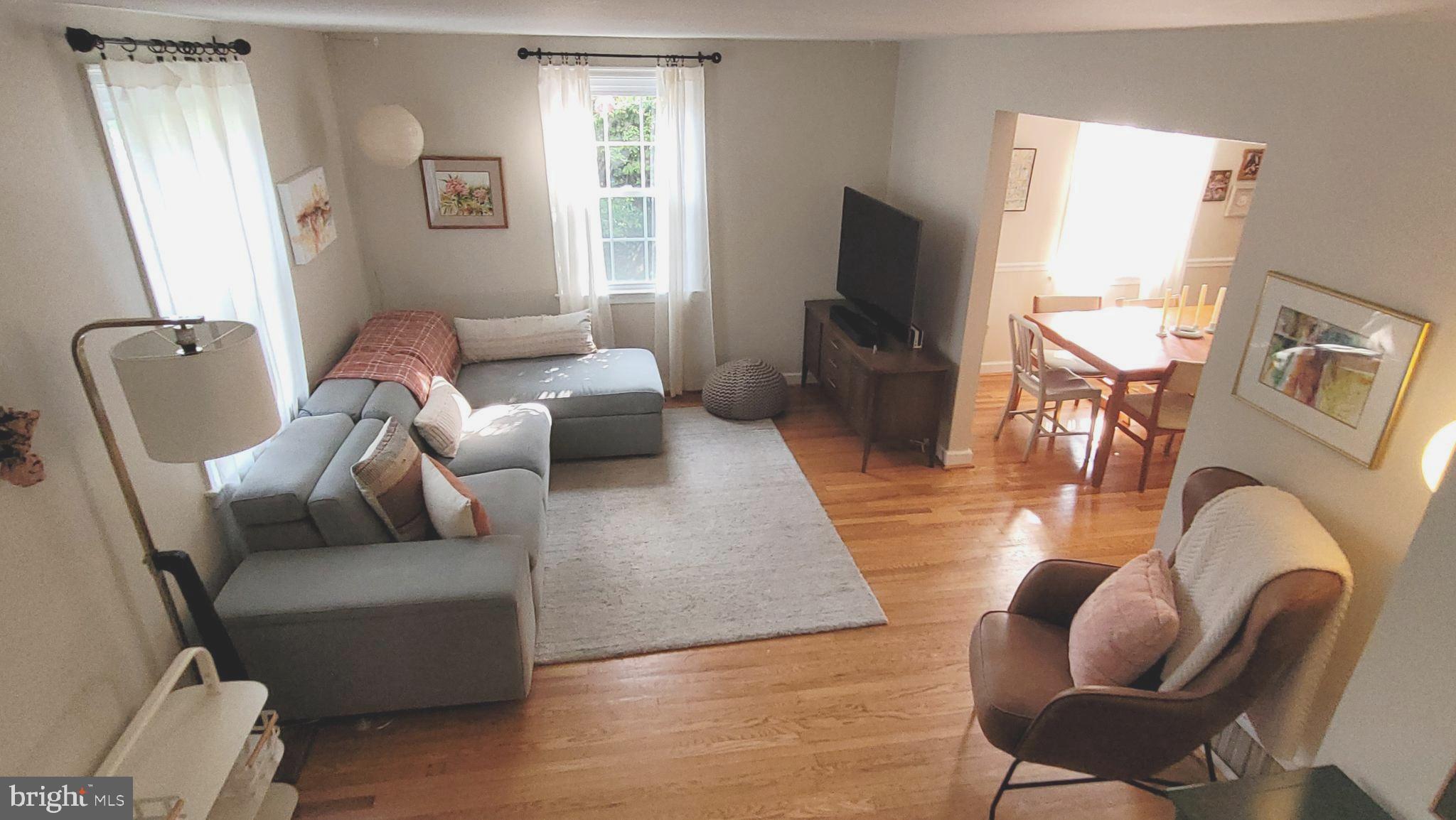 FOX CHASE MANOR - Residential