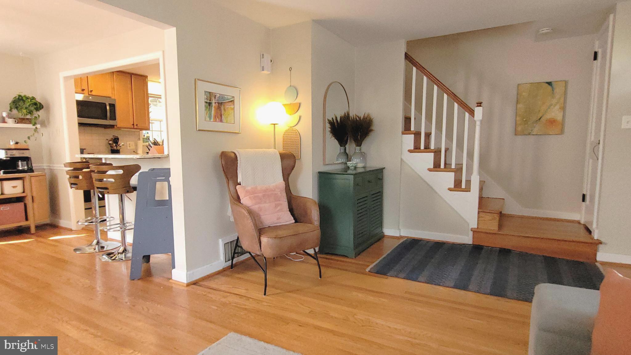 FOX CHASE MANOR - Residential