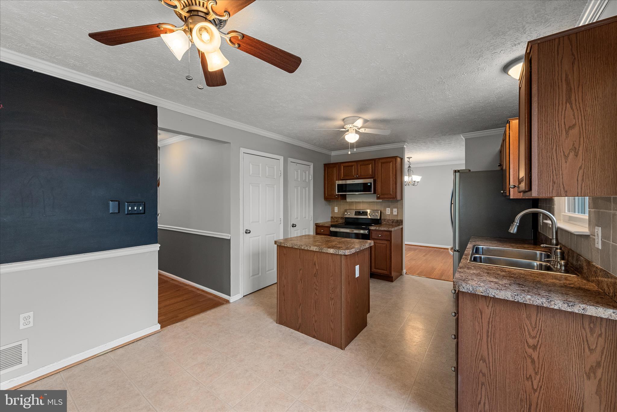 APPLE RIDGE - Residential