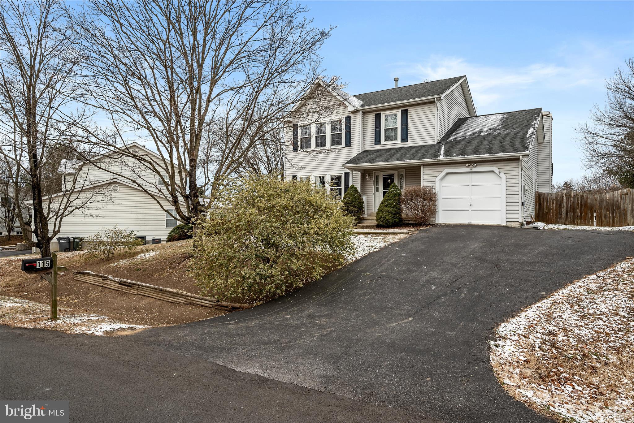 APPLE RIDGE - Residential